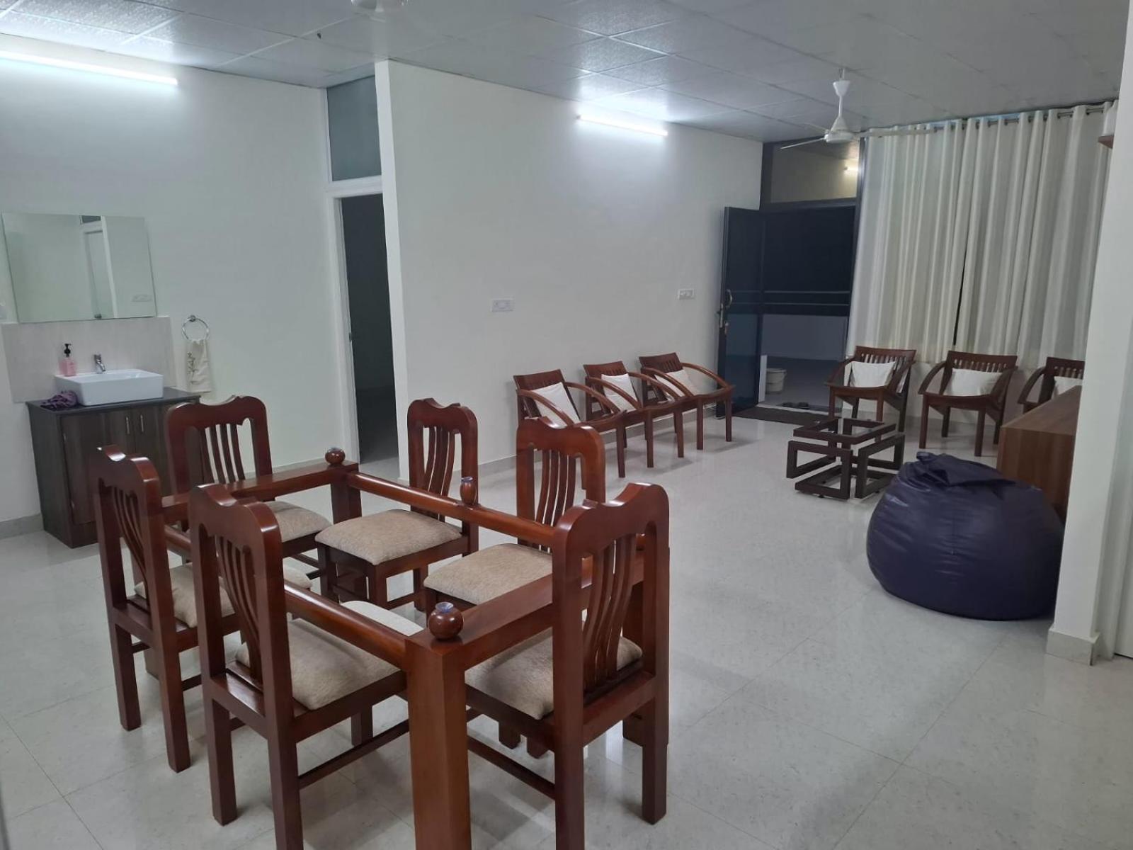 Satsa Hospitality Sarjapur Road Bed & Breakfast