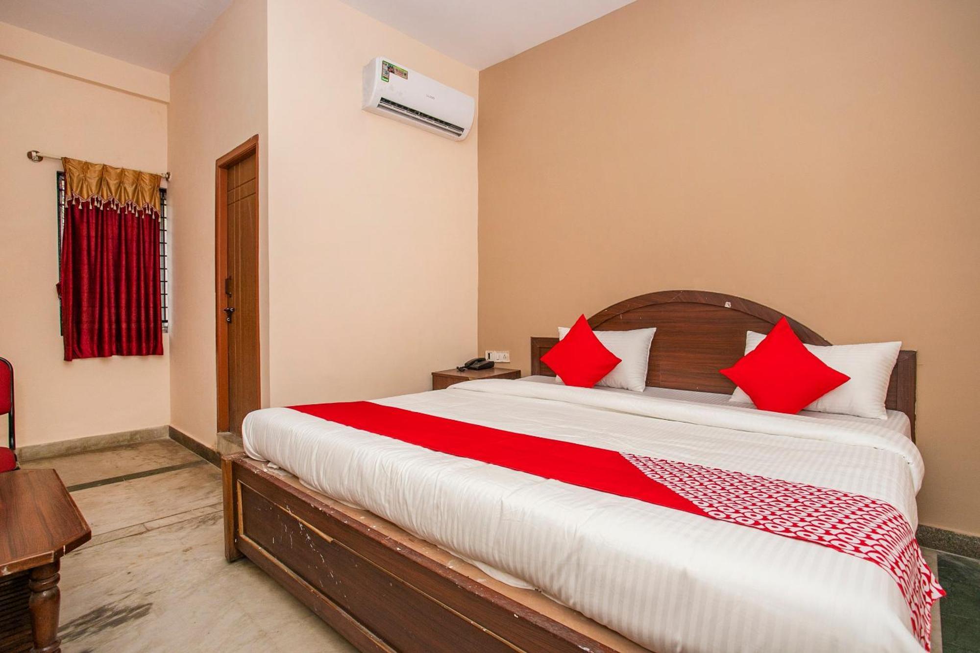 O Royal Residency Near Hare Krishna Hill Hotel