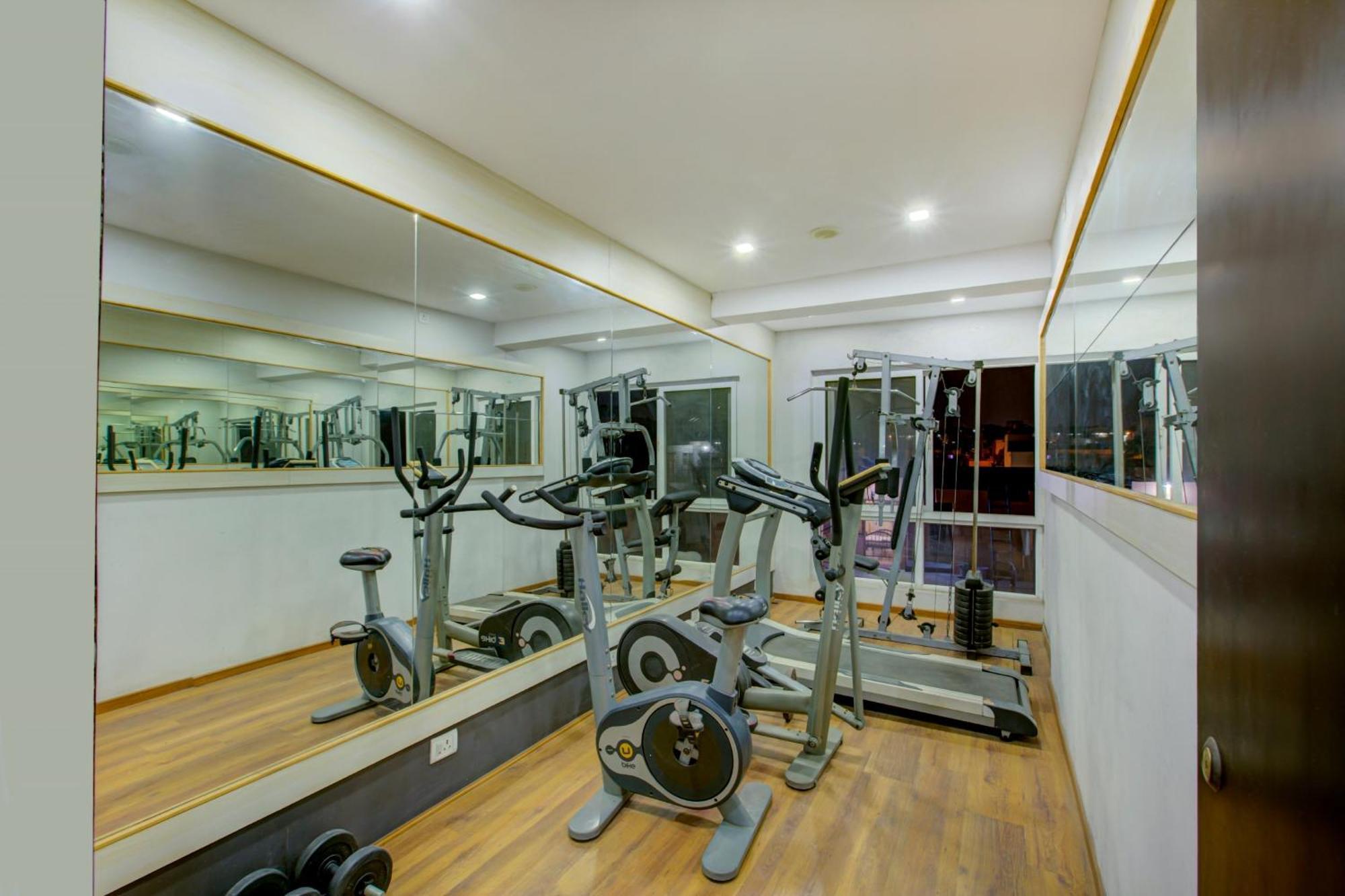 Hotel Super Townhouse Oak Jvh 4*