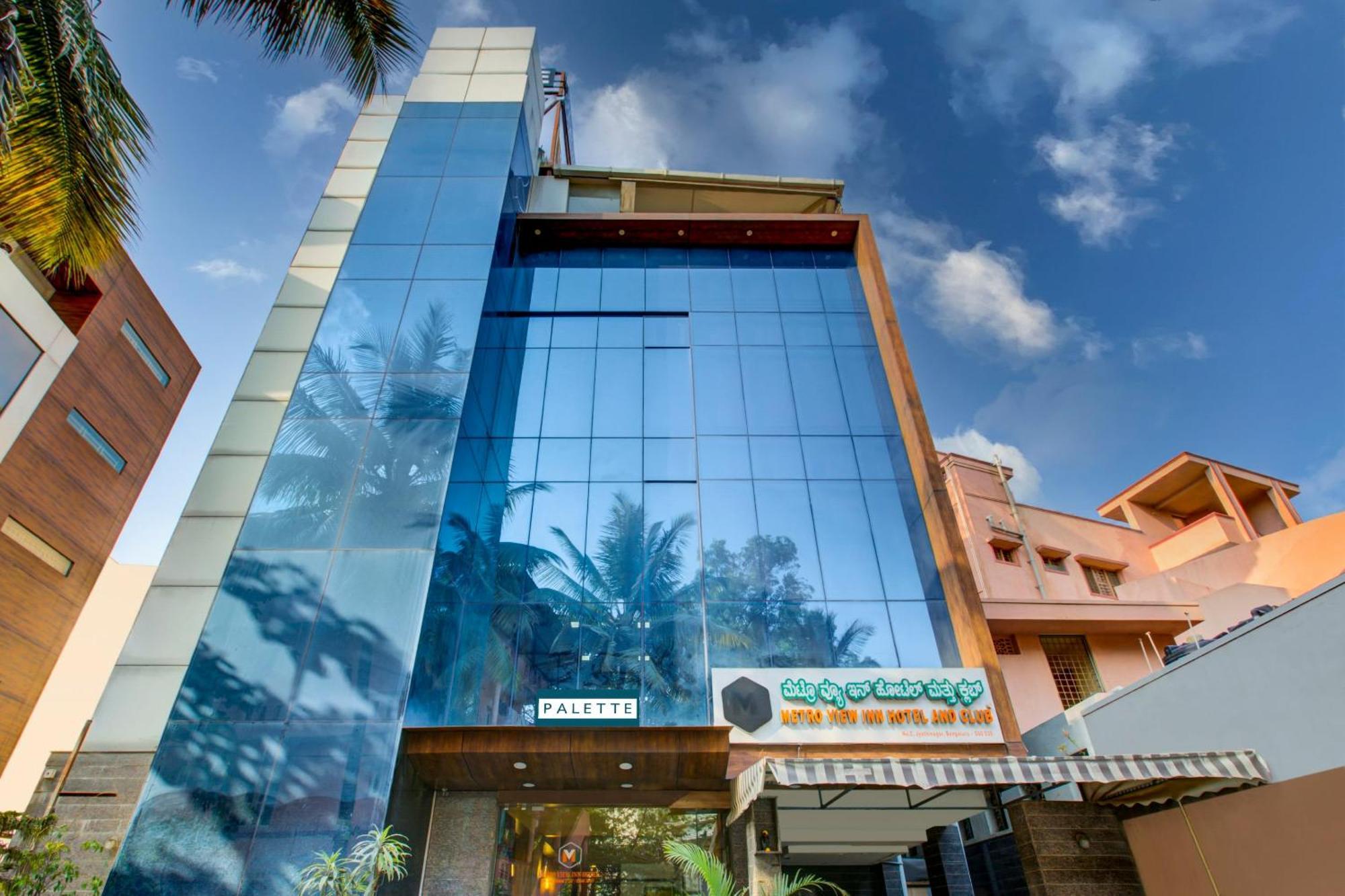 Super Townhouse Oak Jvh Hotel