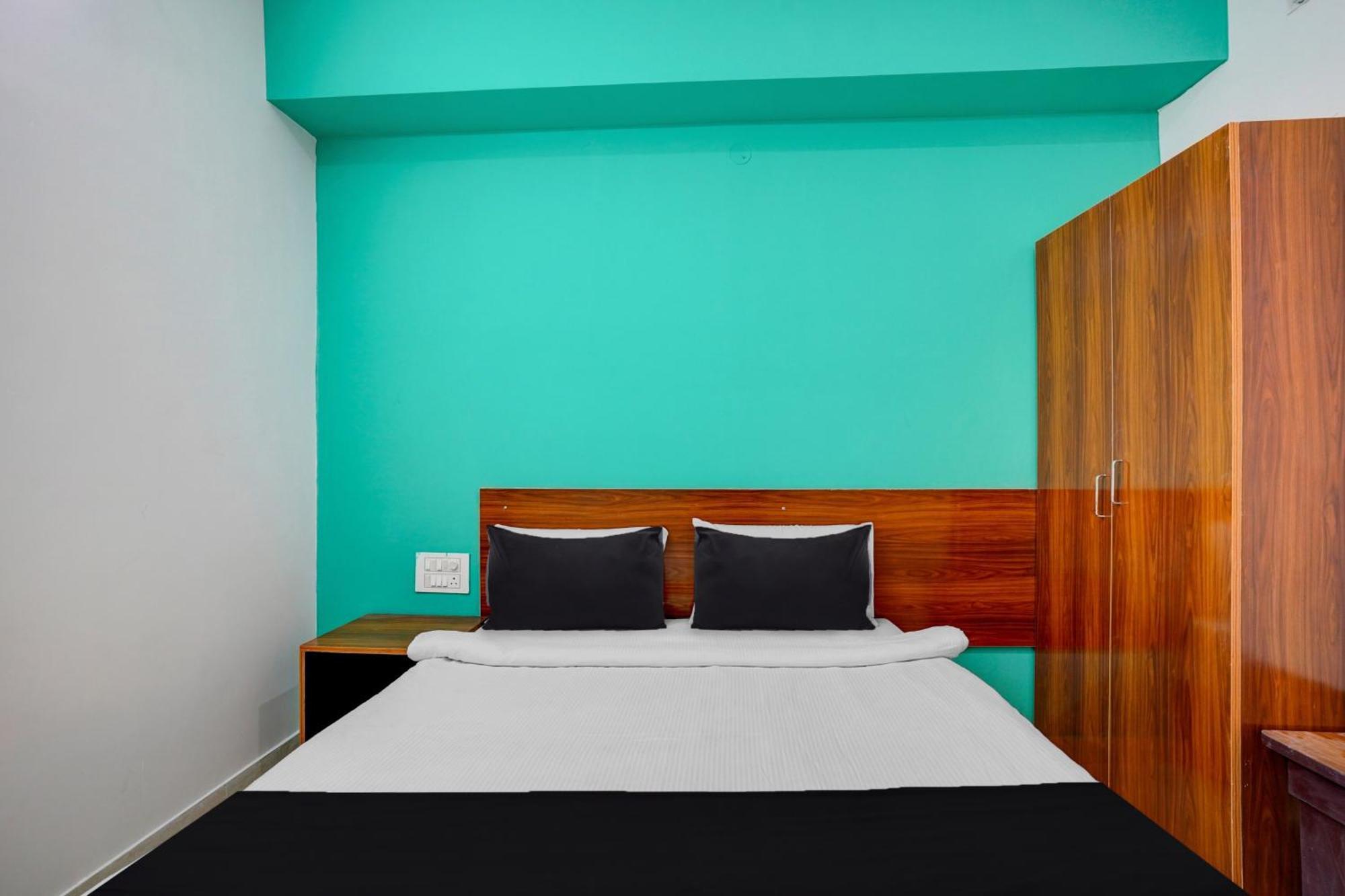 O Metro View Hotel 4*