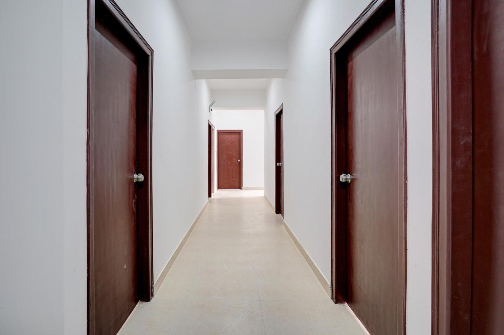 O Metro View 4* Bangalore