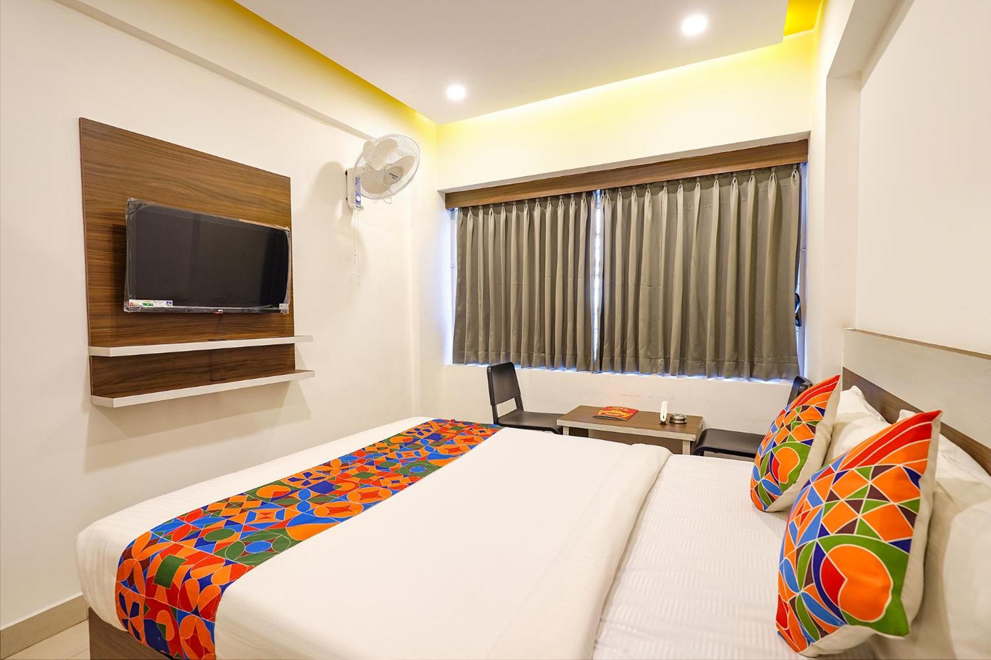Fabexpress Royal N Comforts - Nr Shivoham Shiva Temple Hotel