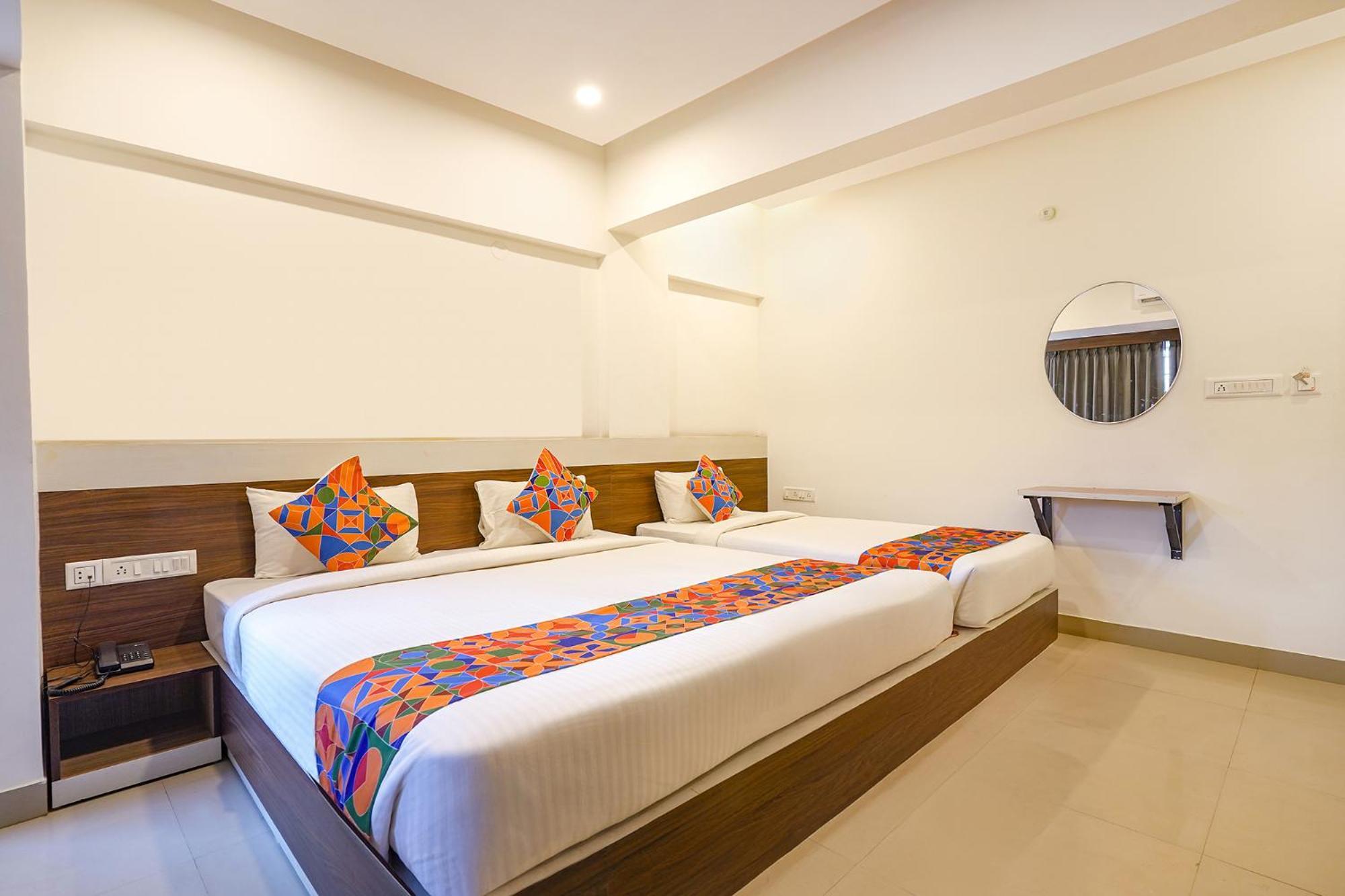 Fabexpress Royal N Comforts - Nr Shivoham Shiva Temple Hotel