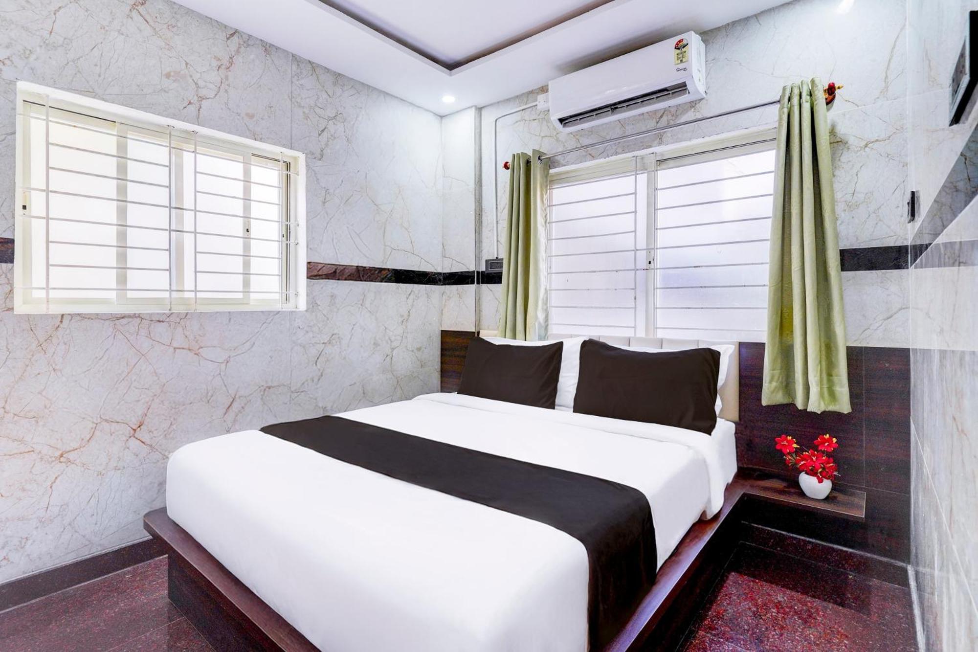 Super Collection O Itpl Hotel *