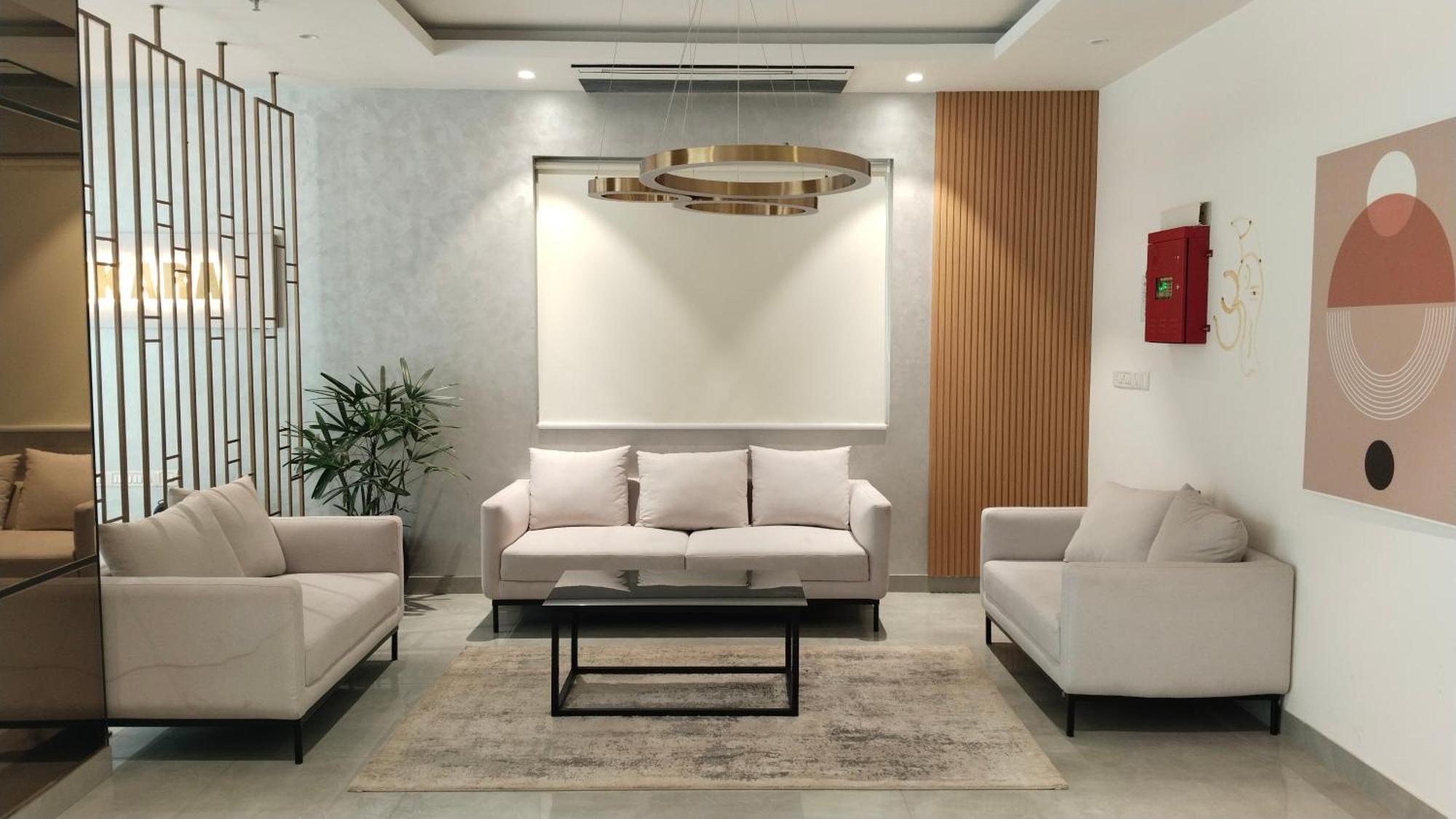 Luxury With Outdoor Pool And Gym Near Airport Apartment Bangalore