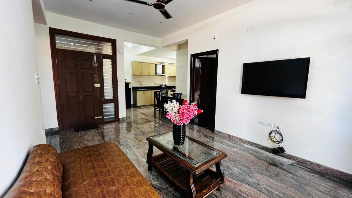 Cozy 2bhk In The Heart Of Yelahanka Apartment