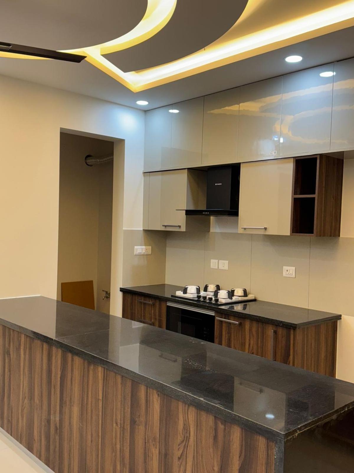 Apartment Luxury With Outdoor Pool And Gym Near Airport Bangalore