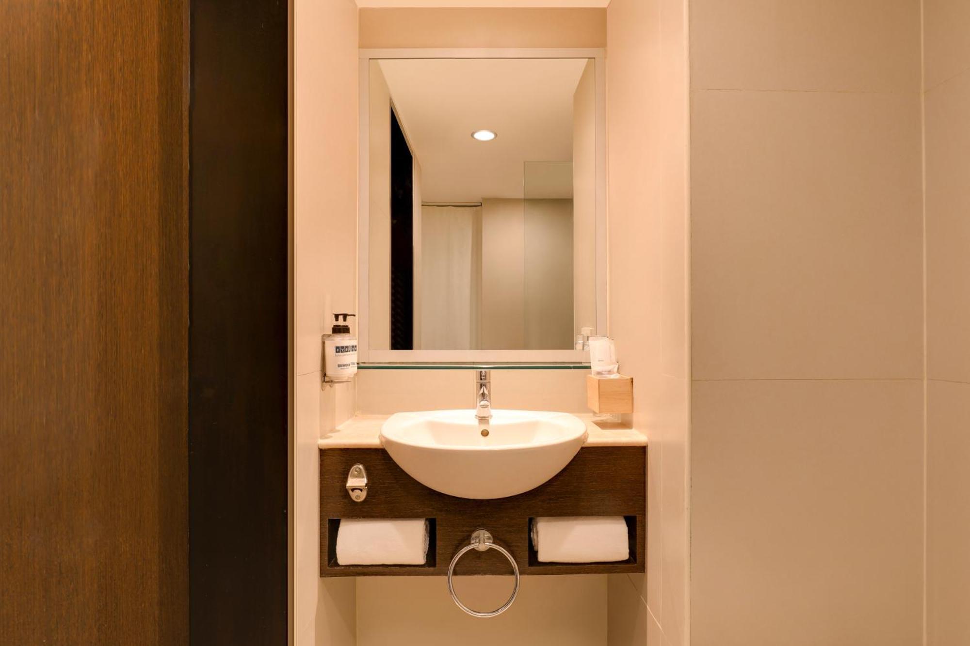 Keys Select By Lemon Tree Hotels, Hosur Road, Hotel