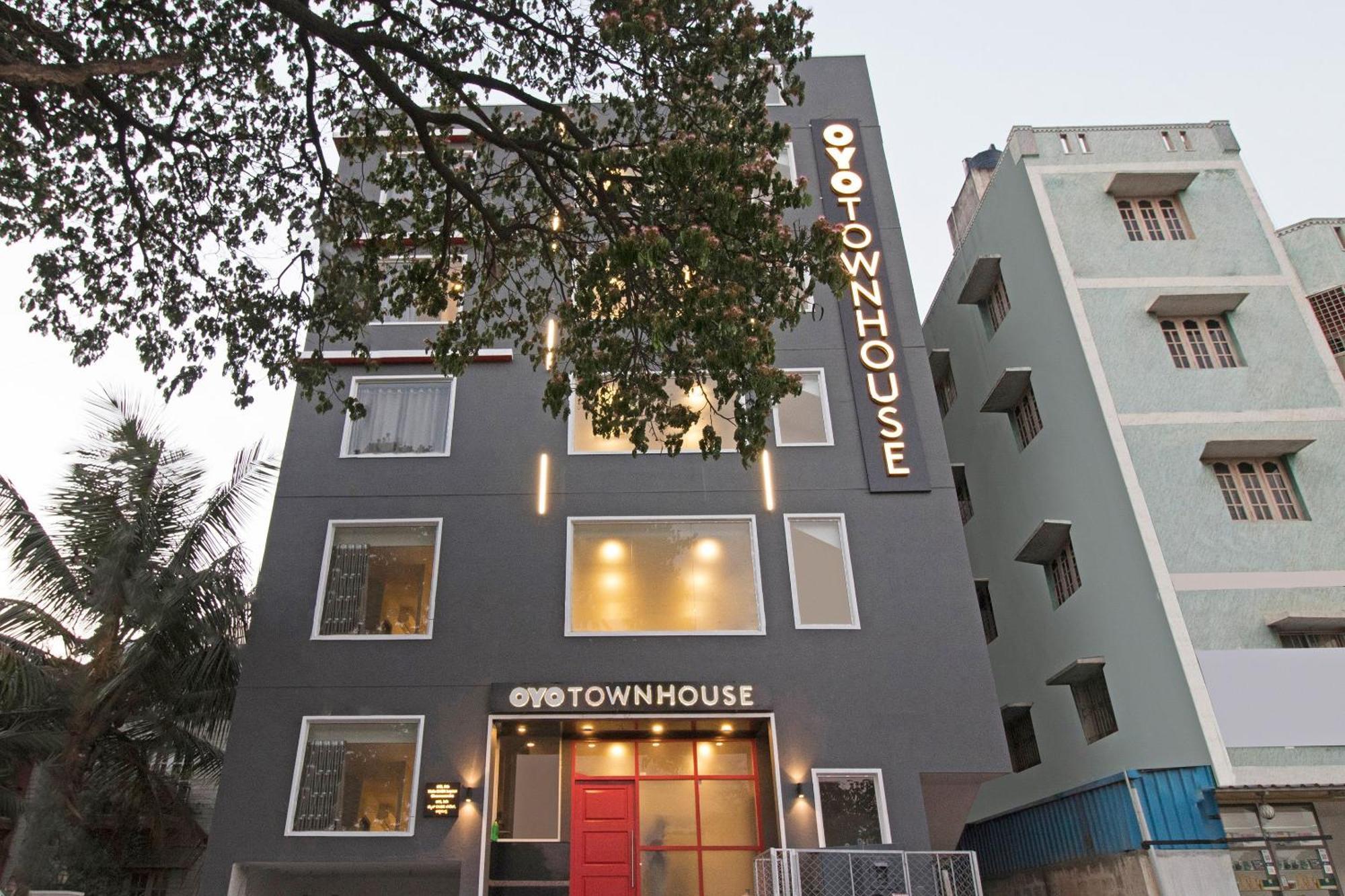 Hotel Townhouse Ramamurthy Nagar Near Baiyappanahalli Metro Station 4*