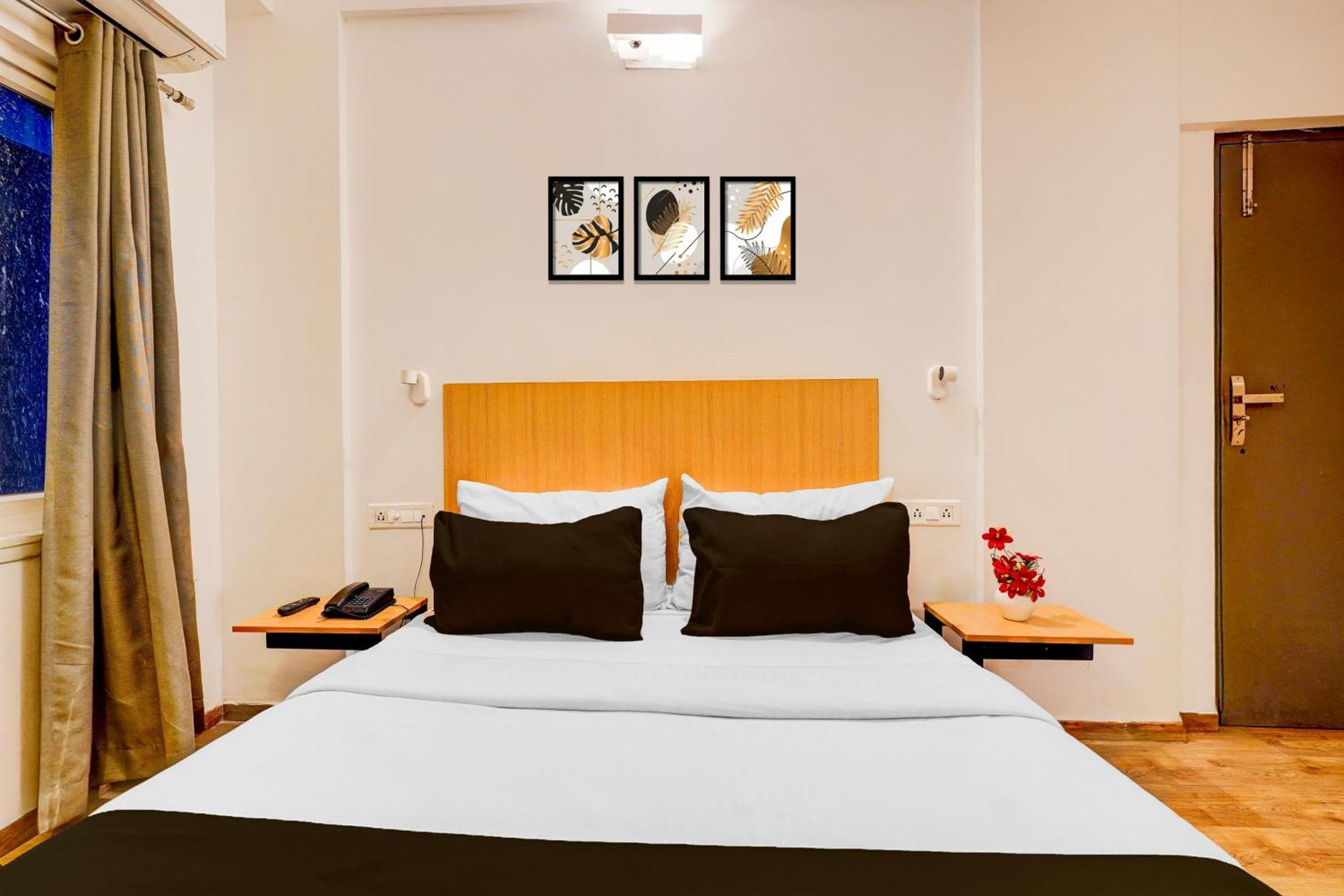 Super Townhouse Hal Indiranagar Extension Bangalore