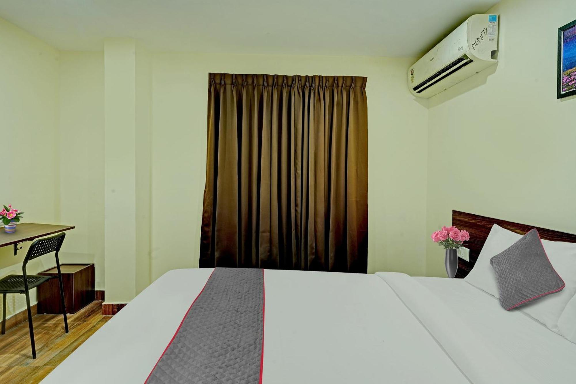 Collection O Shreyas Shack 4*