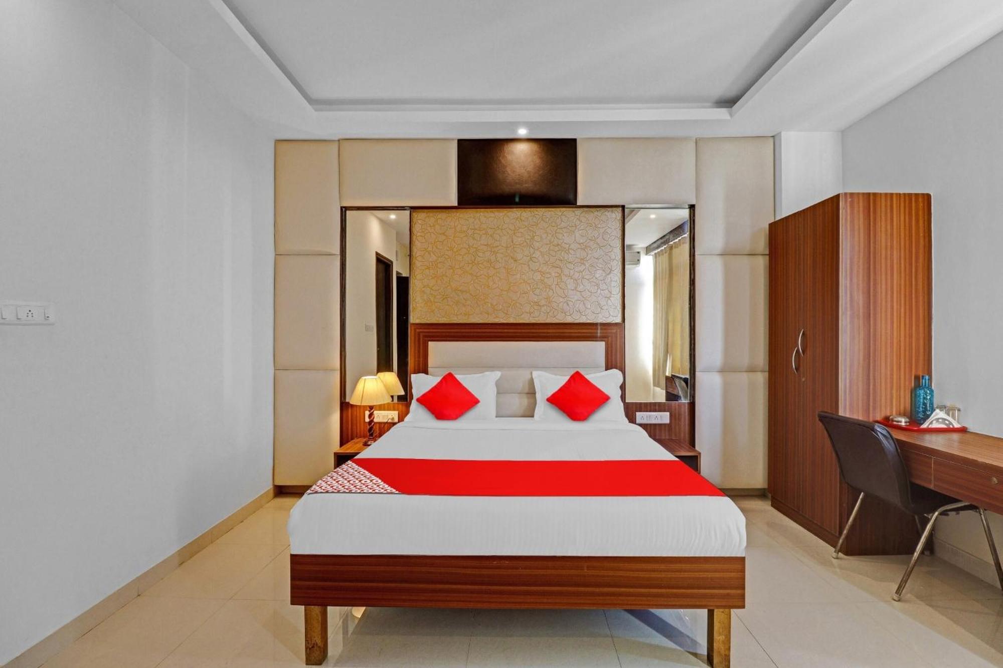 O Akshatha Comforts Hotel