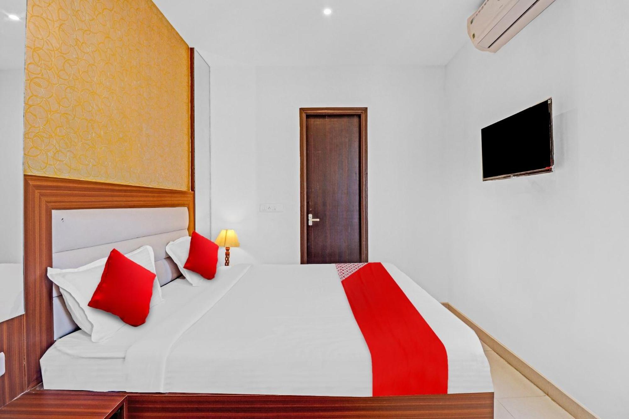 O Akshatha Comforts Hotel Bangalore