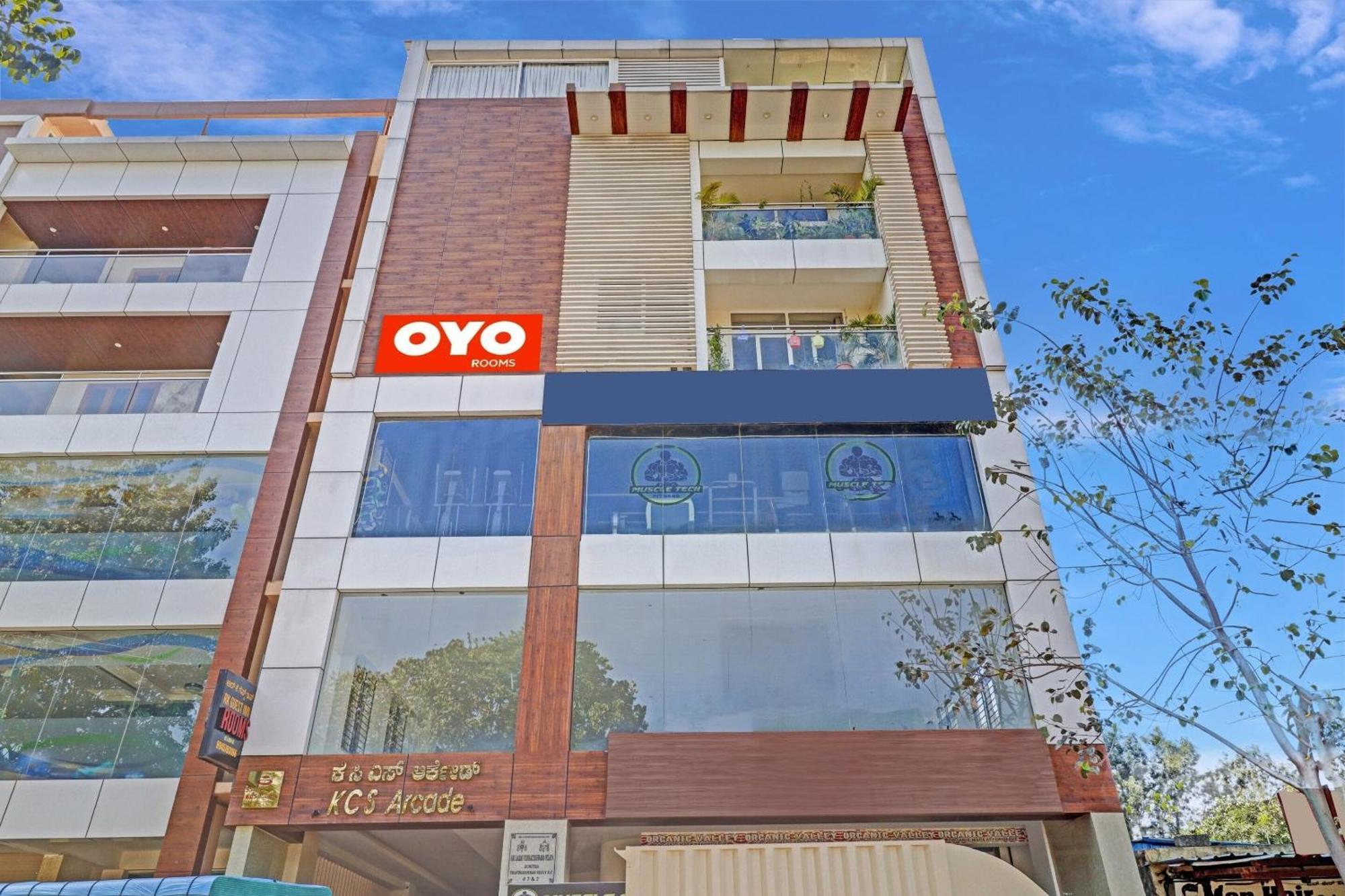 O Akshatha Comforts Hotel 4*