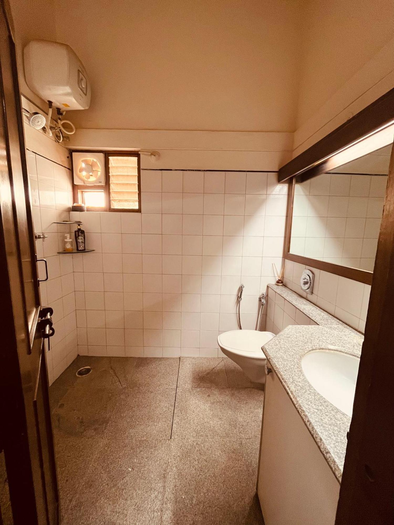 Private In A Cheerful With A Balcony * Bangalore