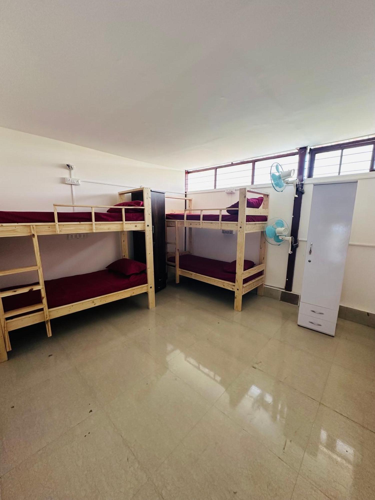 Hostel Alora Homes Ladies Pg