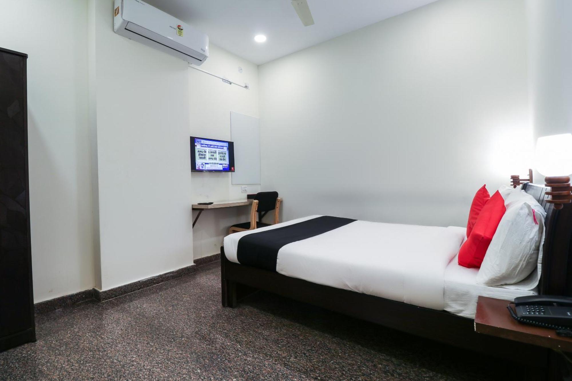 Hotel Capital O Gn 3*
