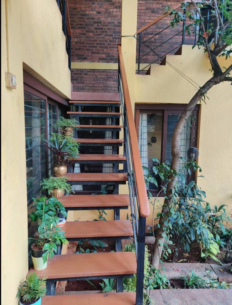 Homestay Private In A Cheerful With A Balcony Bangalore