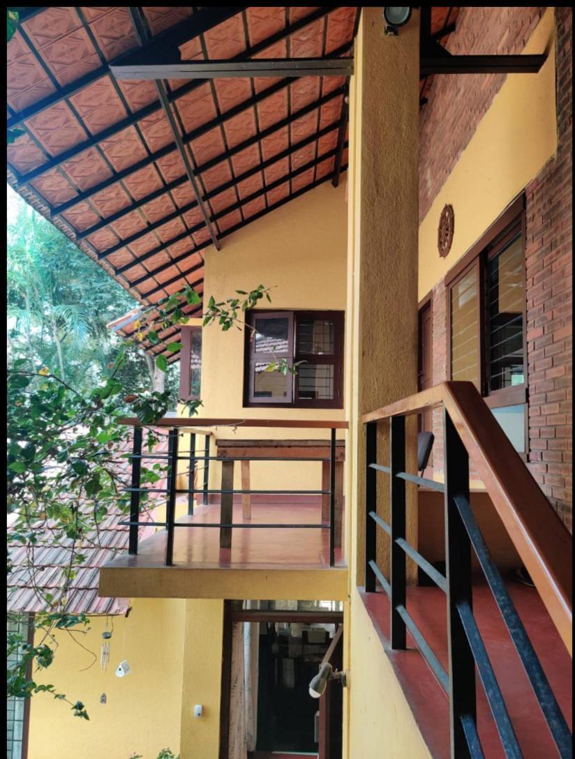 Private In A Cheerful With A Balcony Bangalore