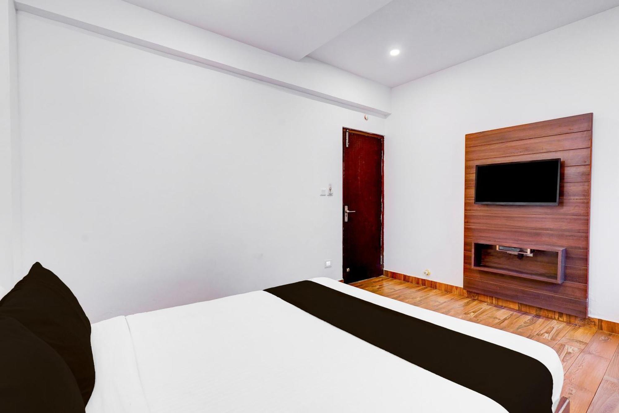 Super Townhouse Whitefield Bangalore