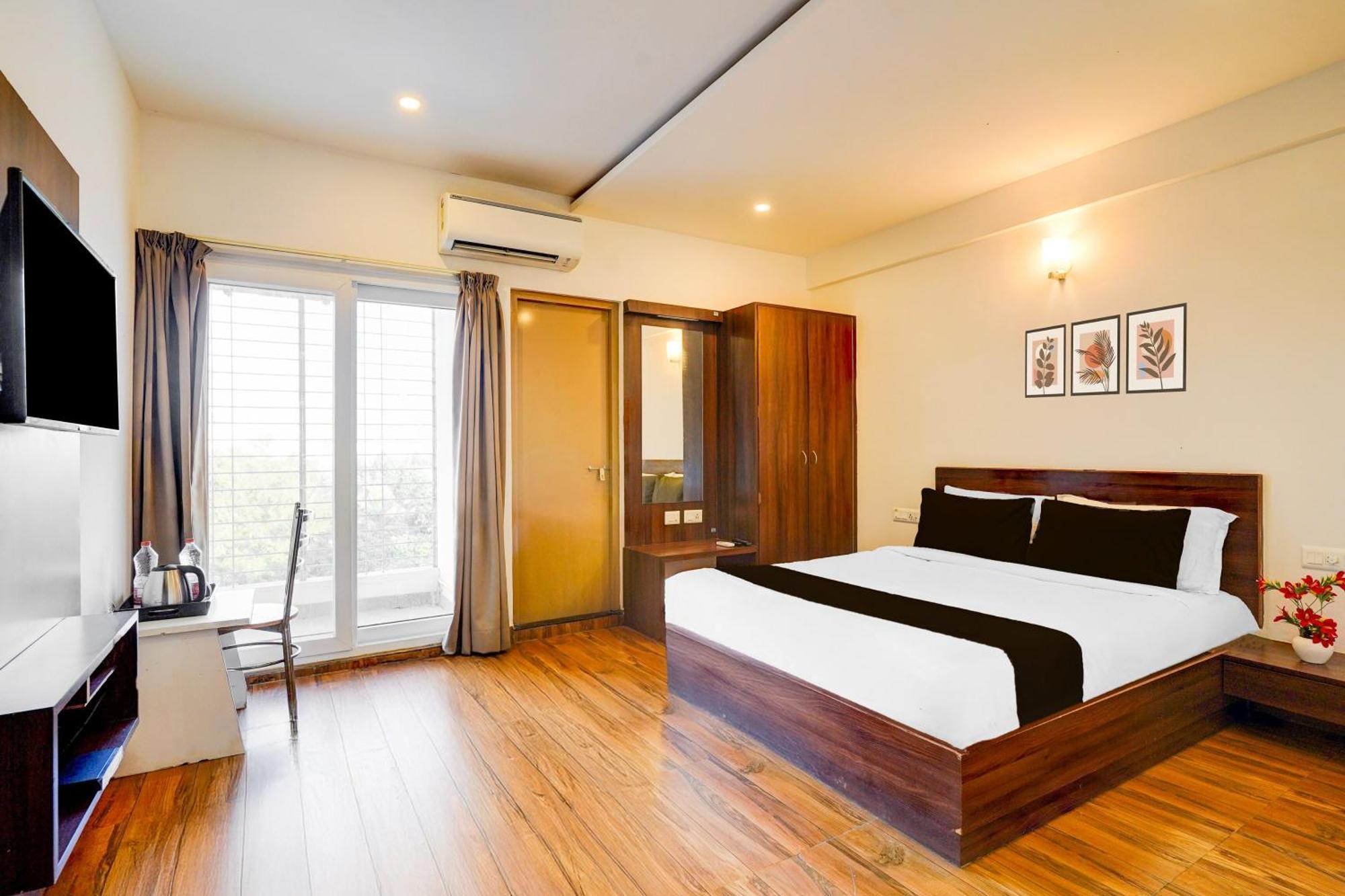 Super Townhouse Whitefield Hotel