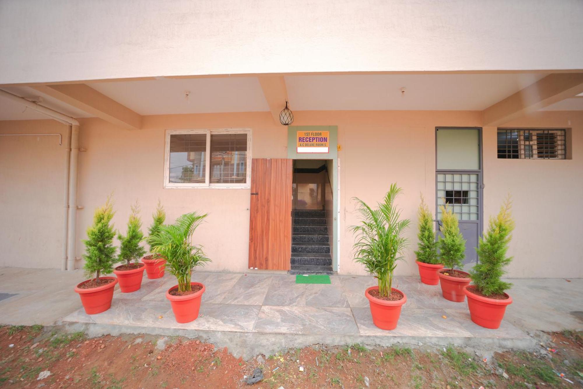 Pph Living Jai Maruthi Boarding & Hotel Bangalore