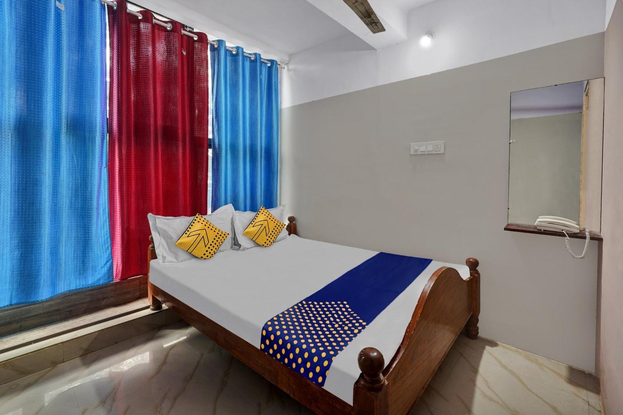 Spot On Canton And Boarding Hotel Bangalore