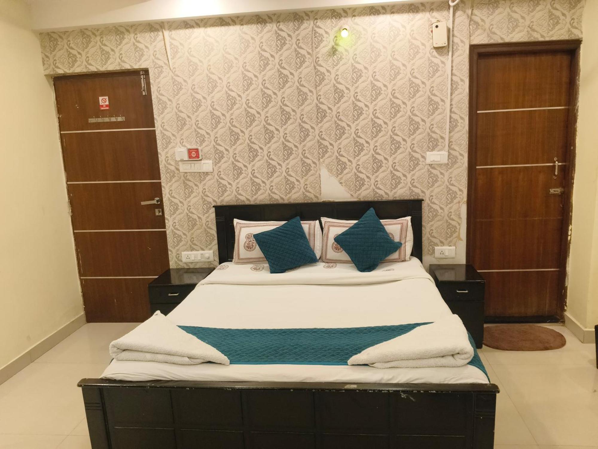 Amazing 3* Bangalore