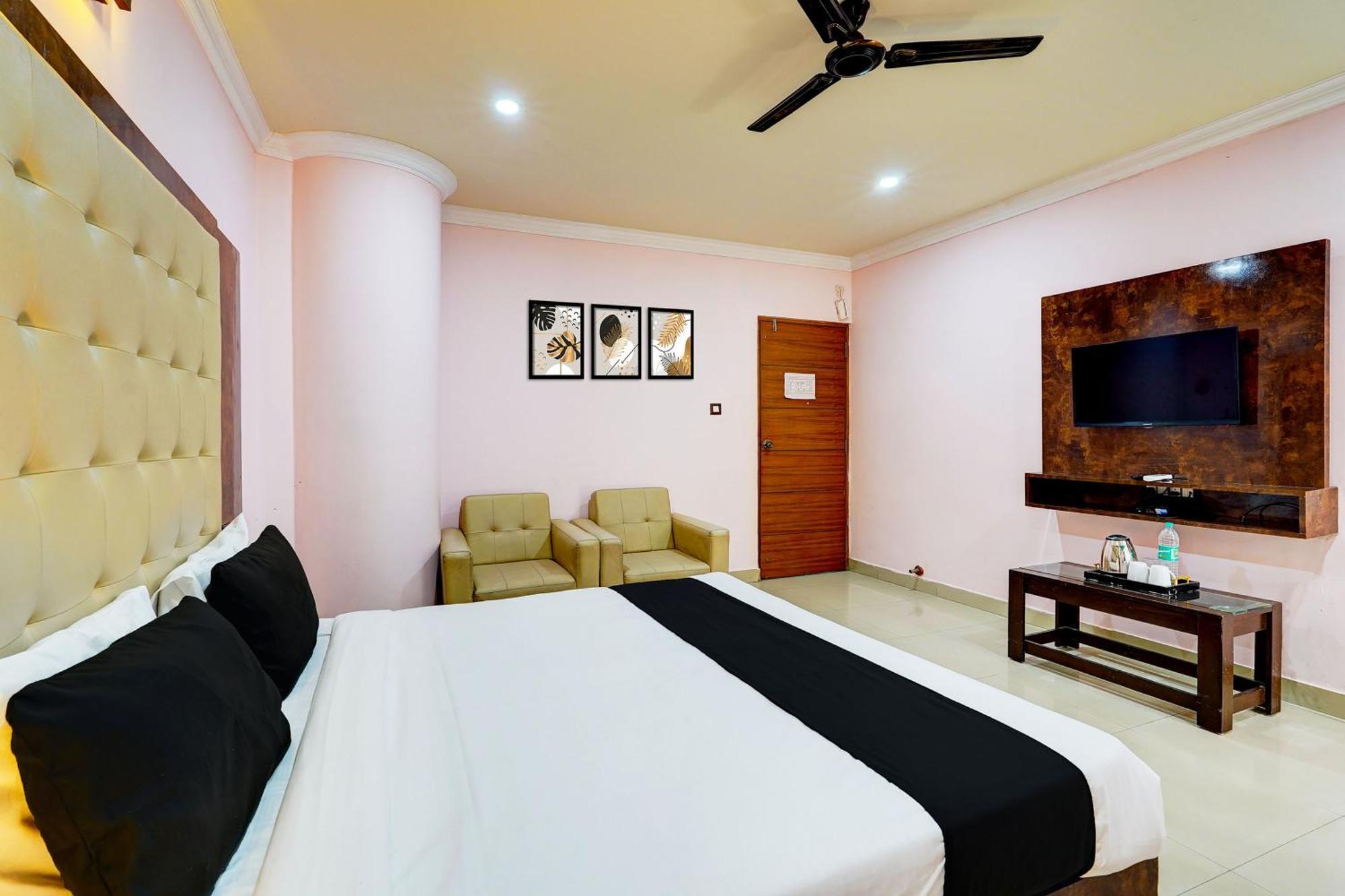 Super Townhouse Mg Road Near Commercial Street