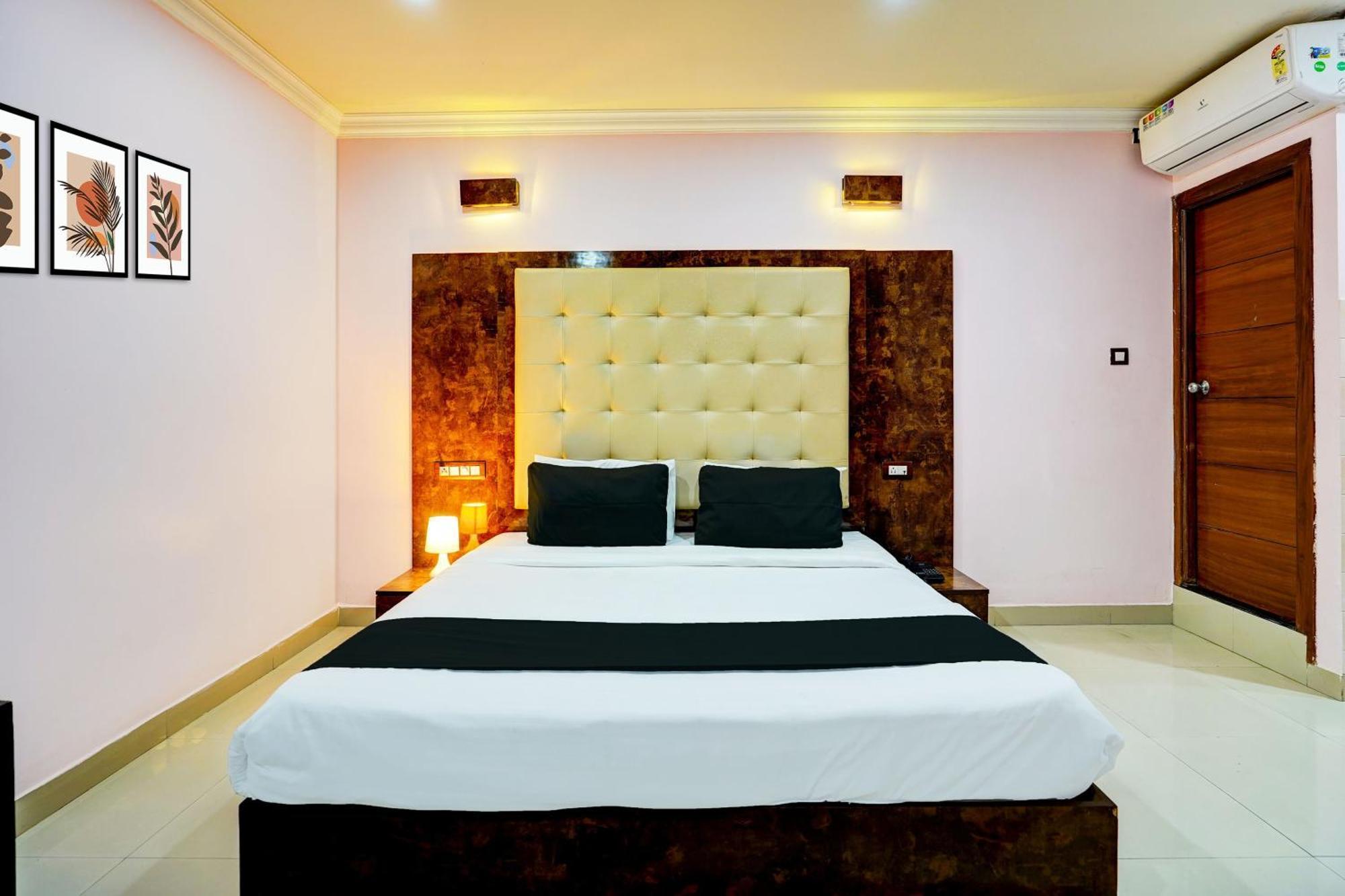 Hotel Super Townhouse Mg Road Near Commercial Street Bangalore