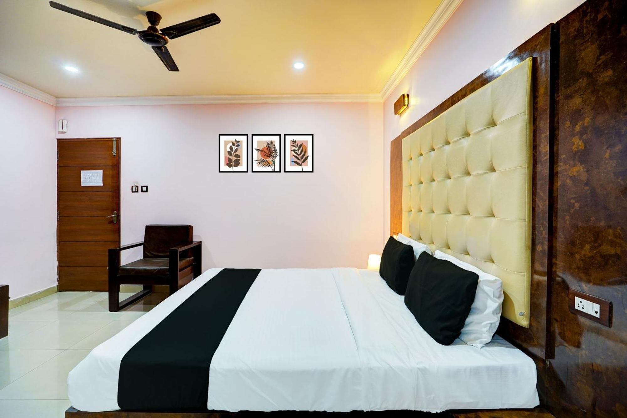 Super Townhouse Mg Road Near Commercial Street