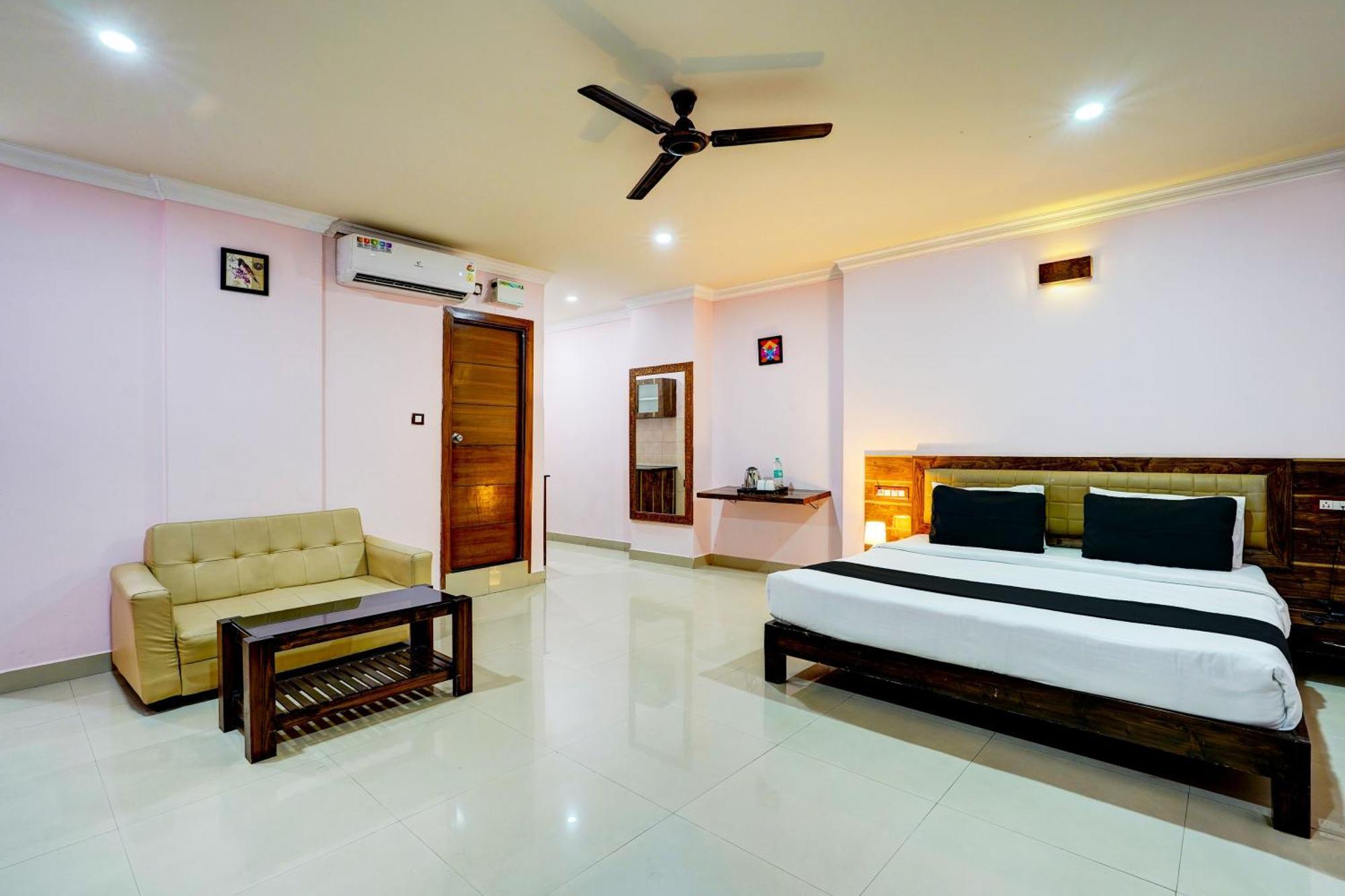Hotel Super Townhouse Mg Road Near Commercial Street 4*