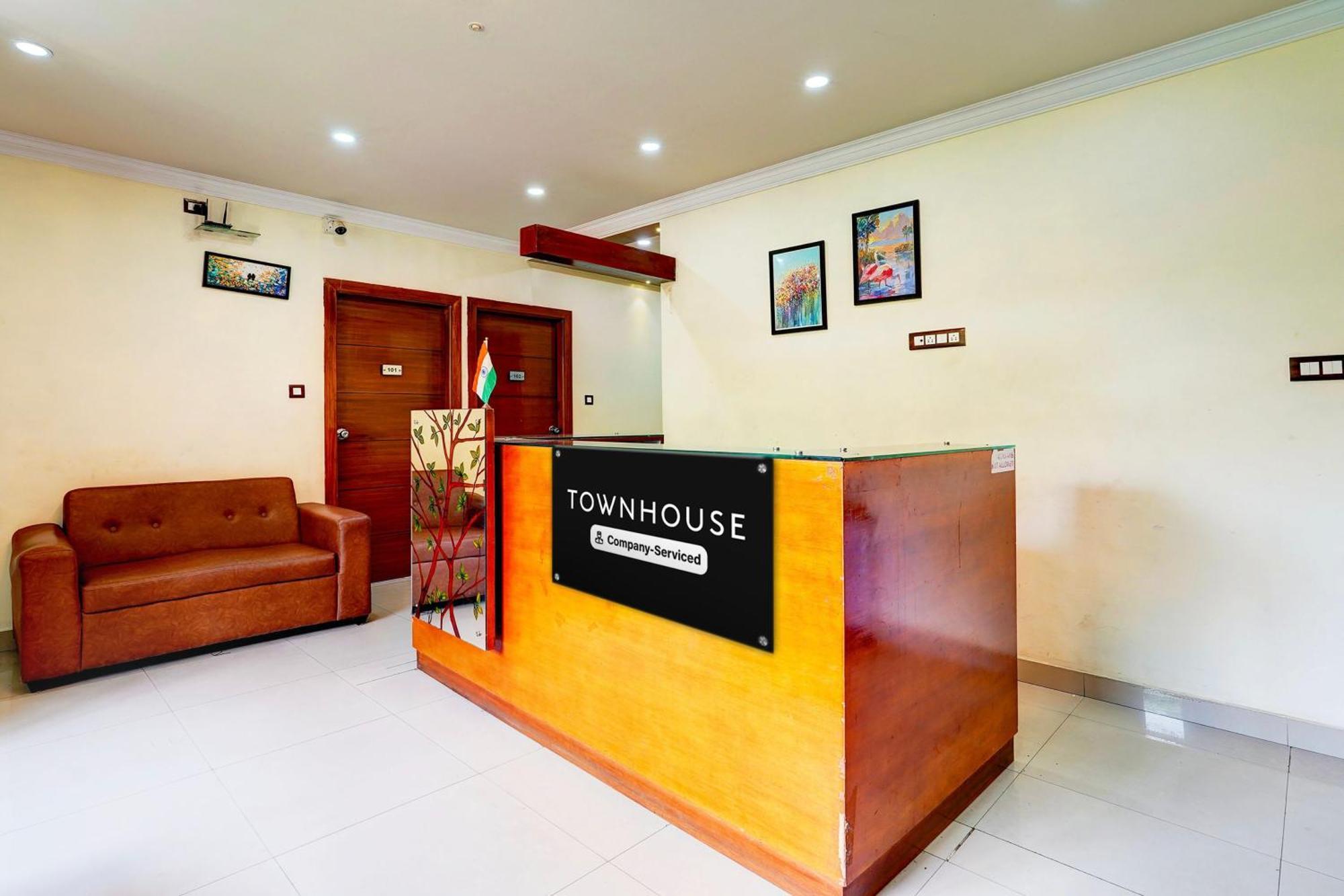 Hotel Super Townhouse Mg Road Near Commercial Street