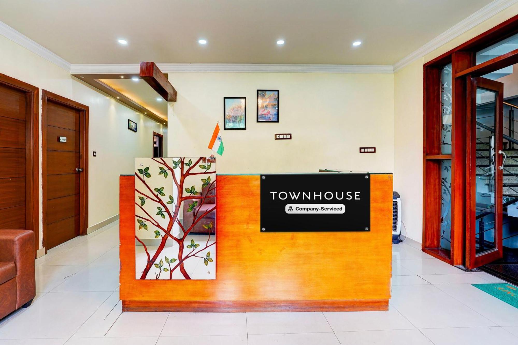 Super Townhouse Mg Road Near Commercial Street Hotel Bangalore