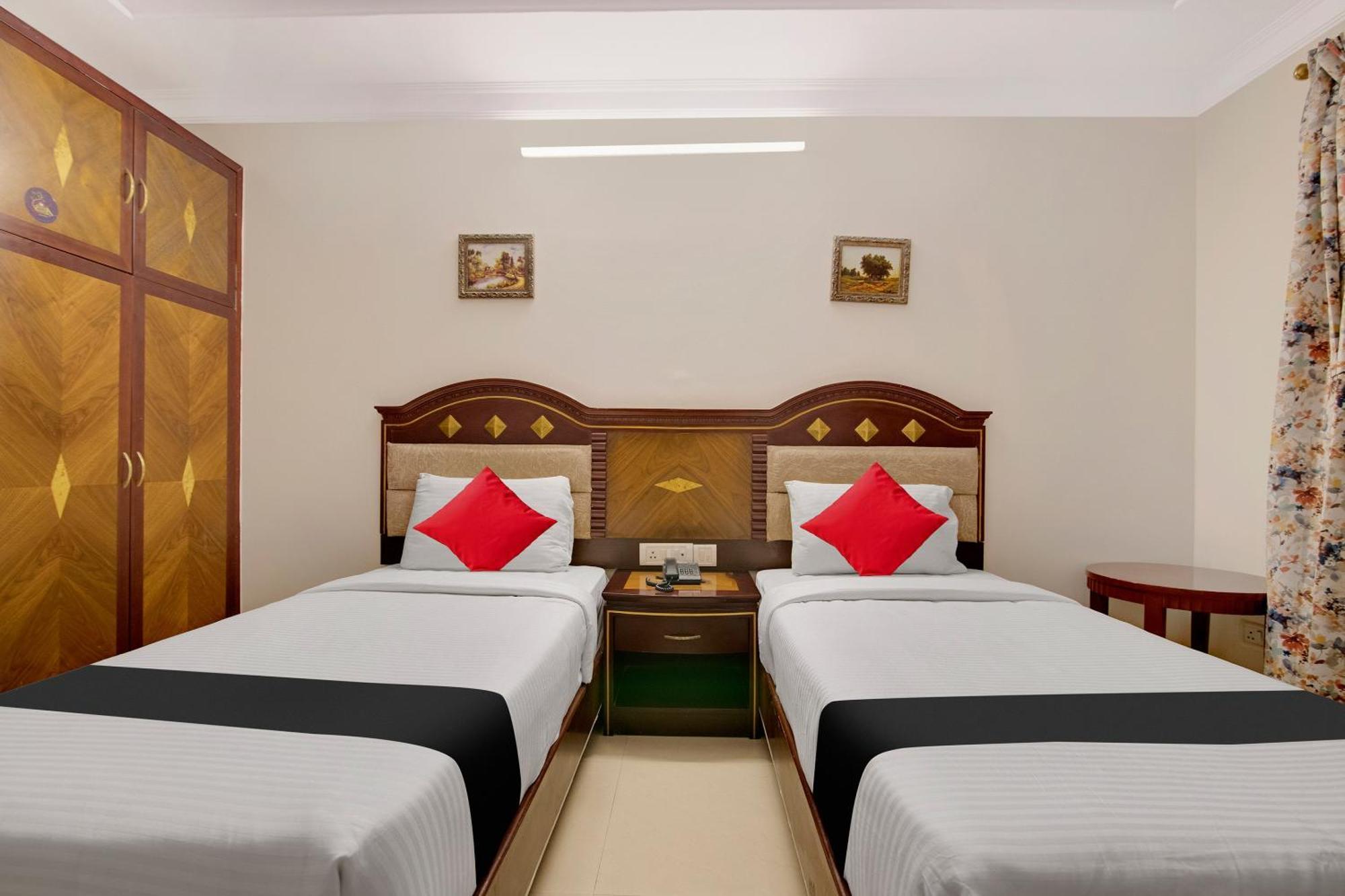 Capital O Elegant Amethyst Business Near Ragigudda Sri Prasanna Anjaneyaswamy Temple 3* Bangalore