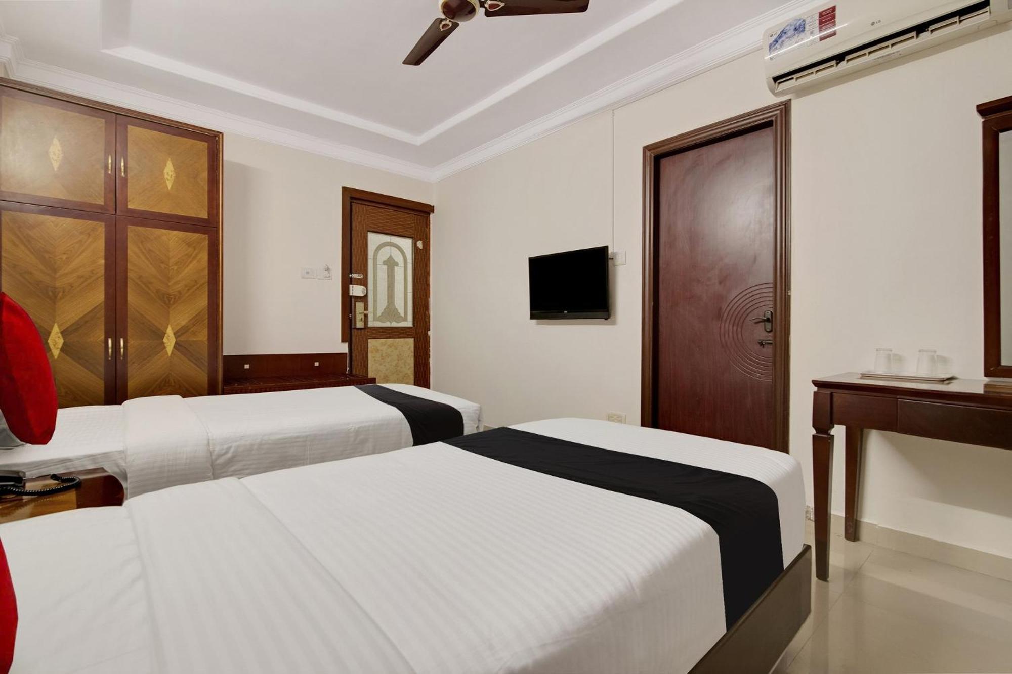 Capital O Elegant Amethyst Business Near Ragigudda Sri Prasanna Anjaneyaswamy Temple 3* Bangalore