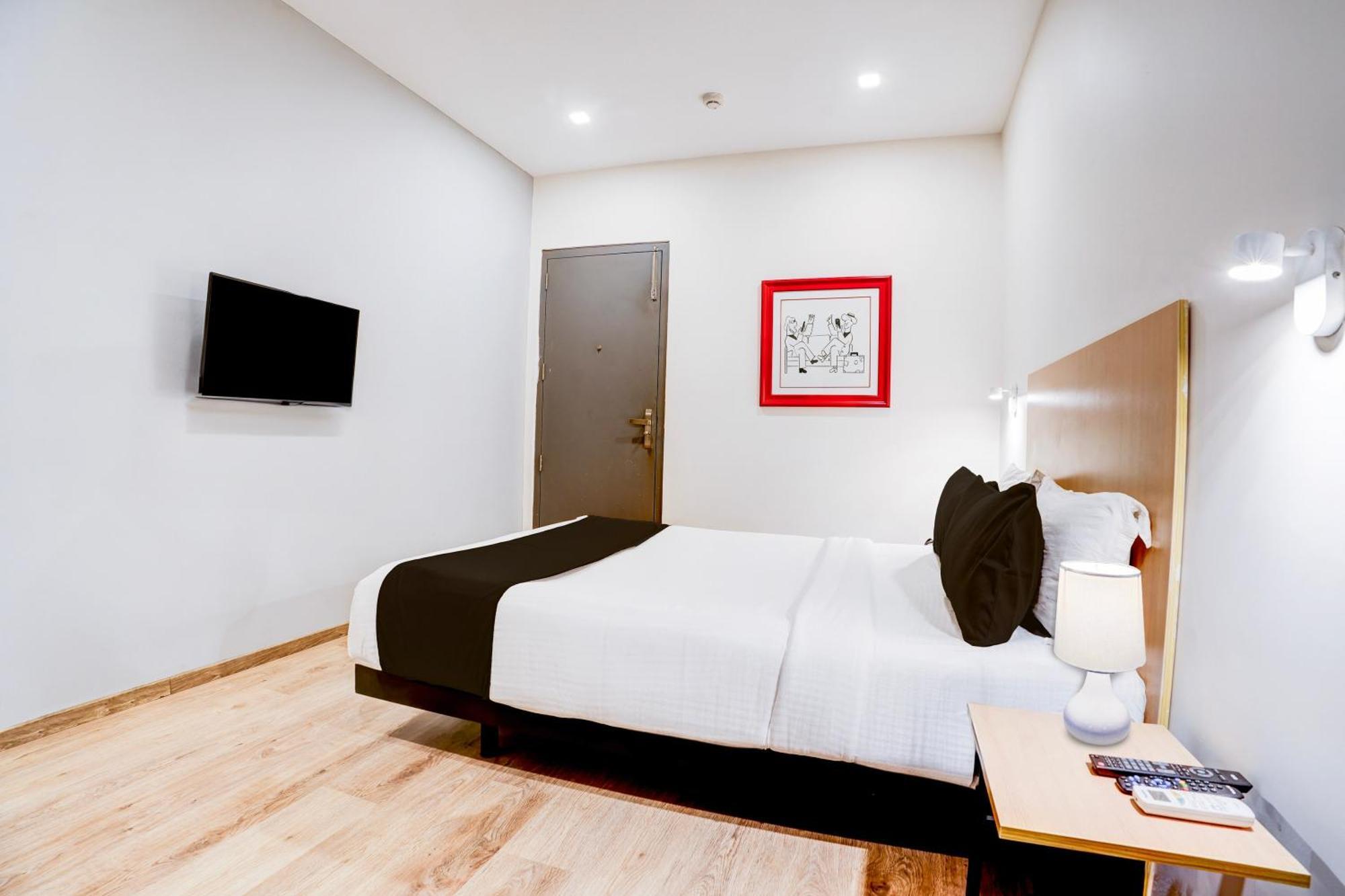 Hotel Super Townhouse Ulsoor Near Halasuru Metro Station Bangalore