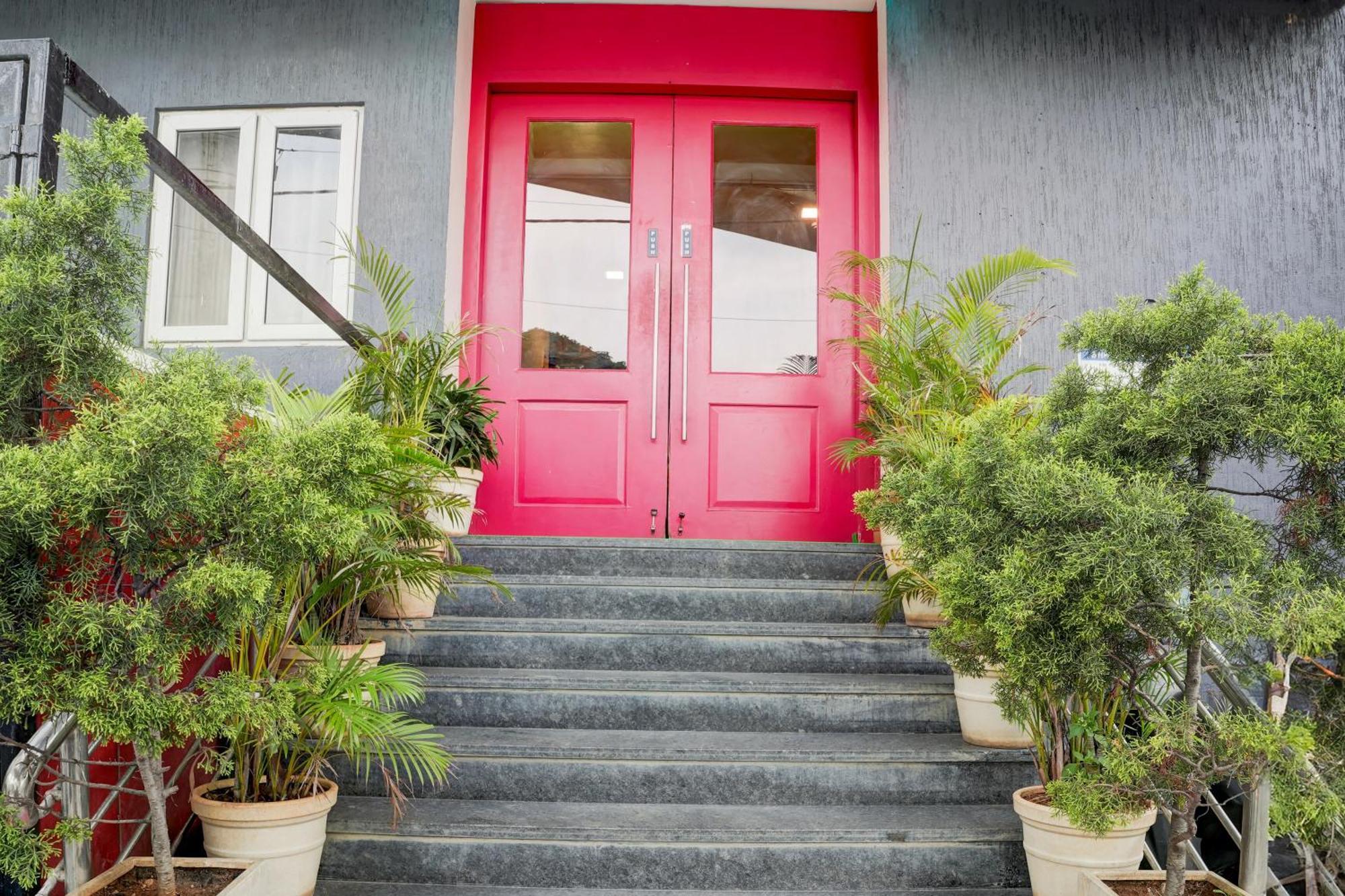 Hotel Super Townhouse Ulsoor Near Halasuru Metro Station