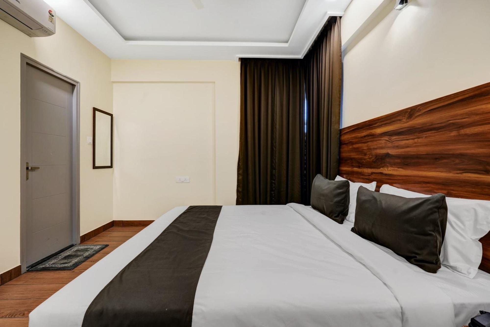 O East Land 4* Bangalore