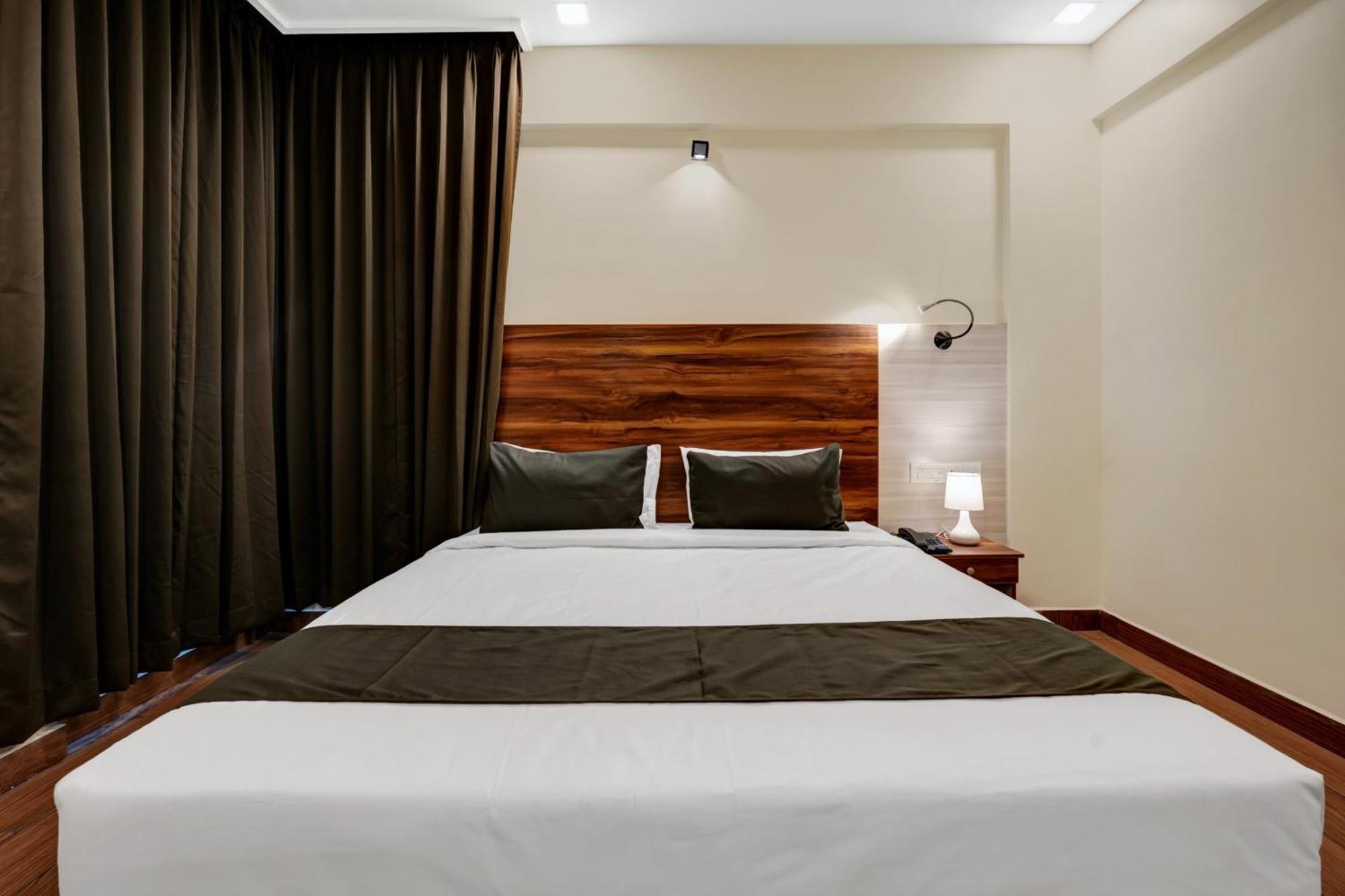 O East Land 4*