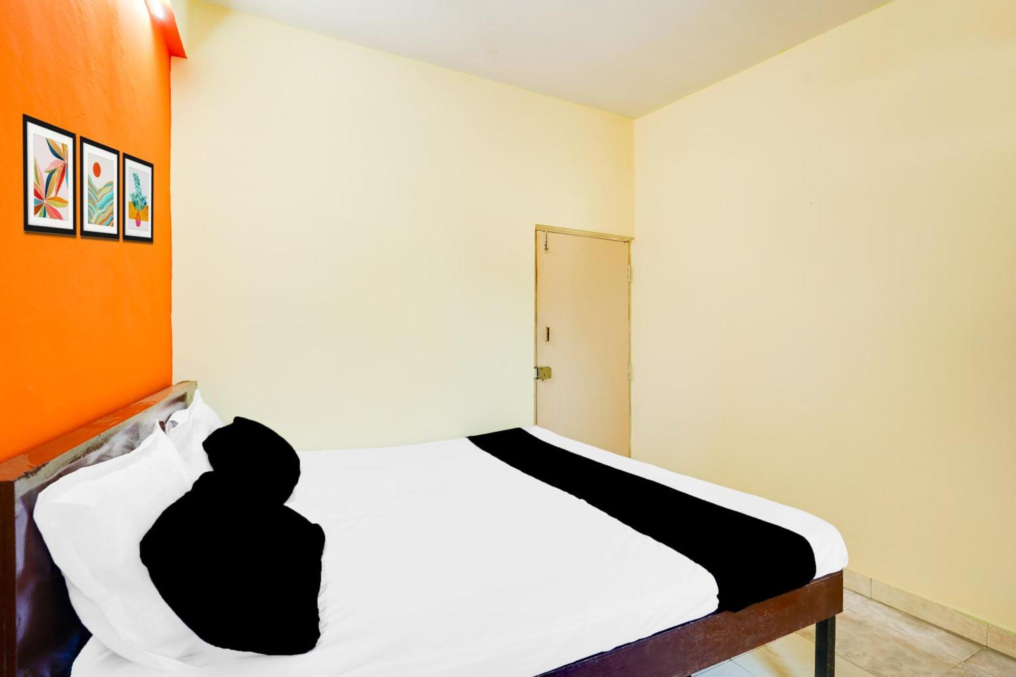 Super Townhouse Marathahalli Near Klm Fashion Mall Hotel 3*