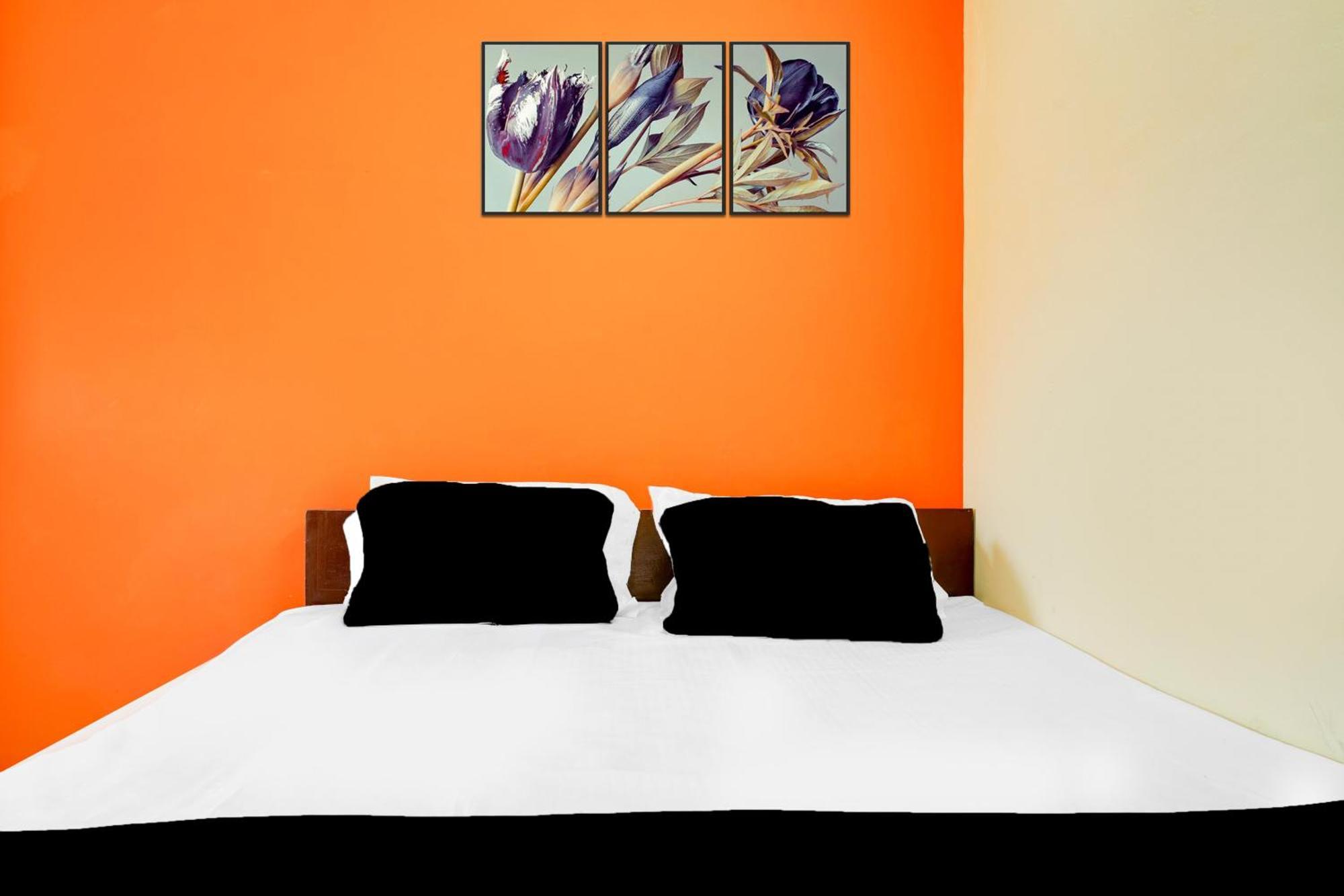 Super Townhouse Marathahalli Near Klm Fashion Mall Hotel 3*