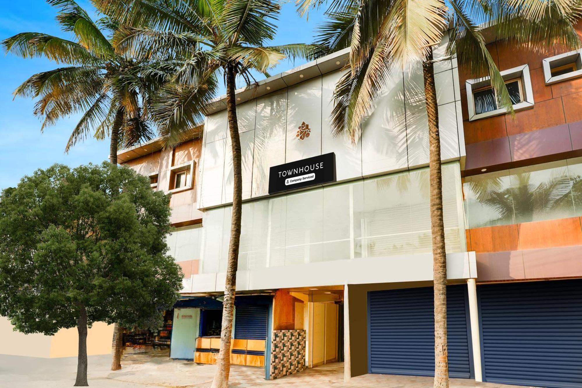 Super Townhouse Marathahalli Near Klm Fashion Mall Hotel
