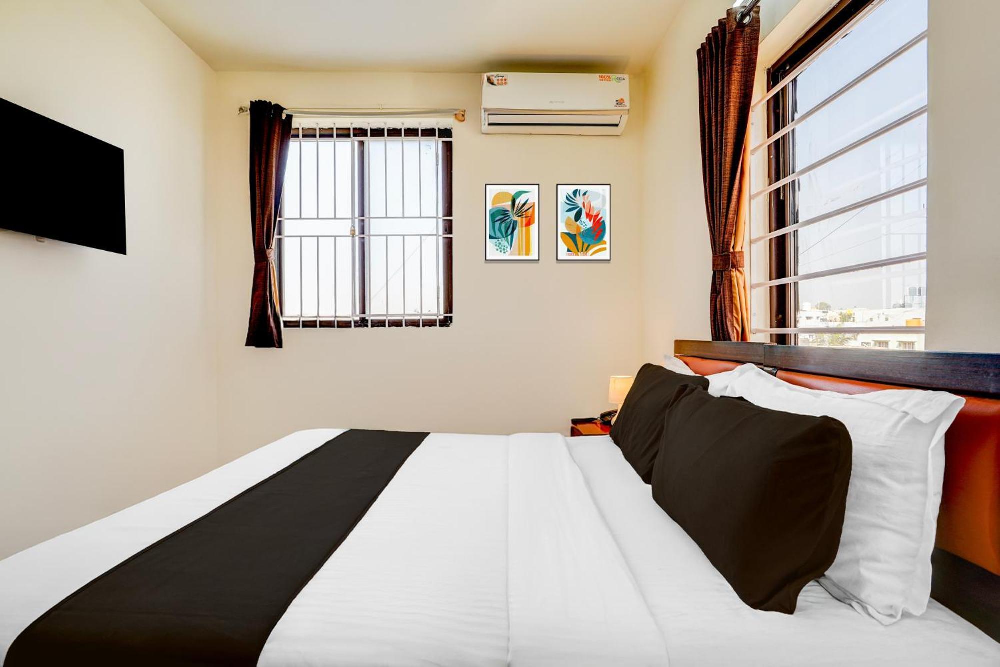 O Applepie Residency Hotel