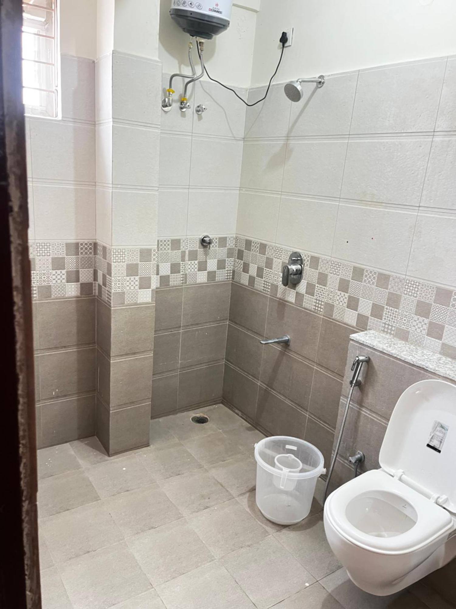 Hotel Raj Comfort
