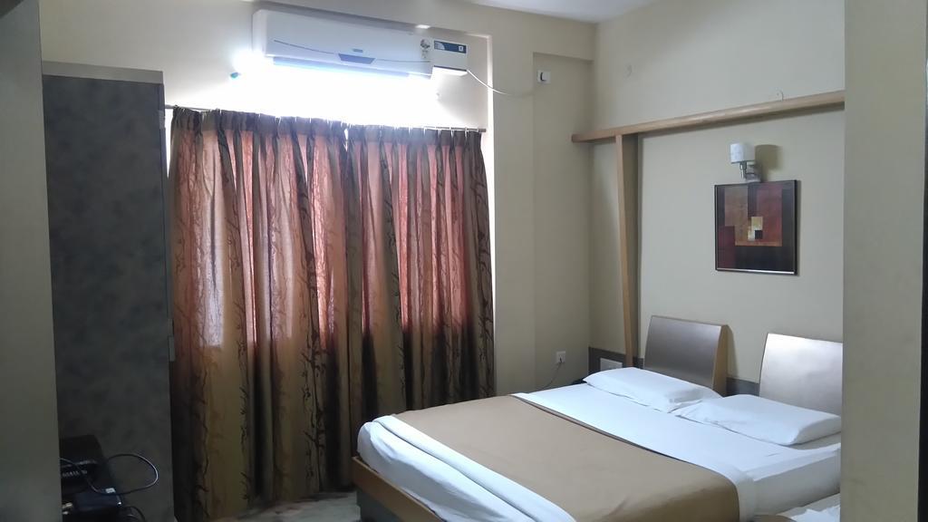 Manasa Paradise Hotel