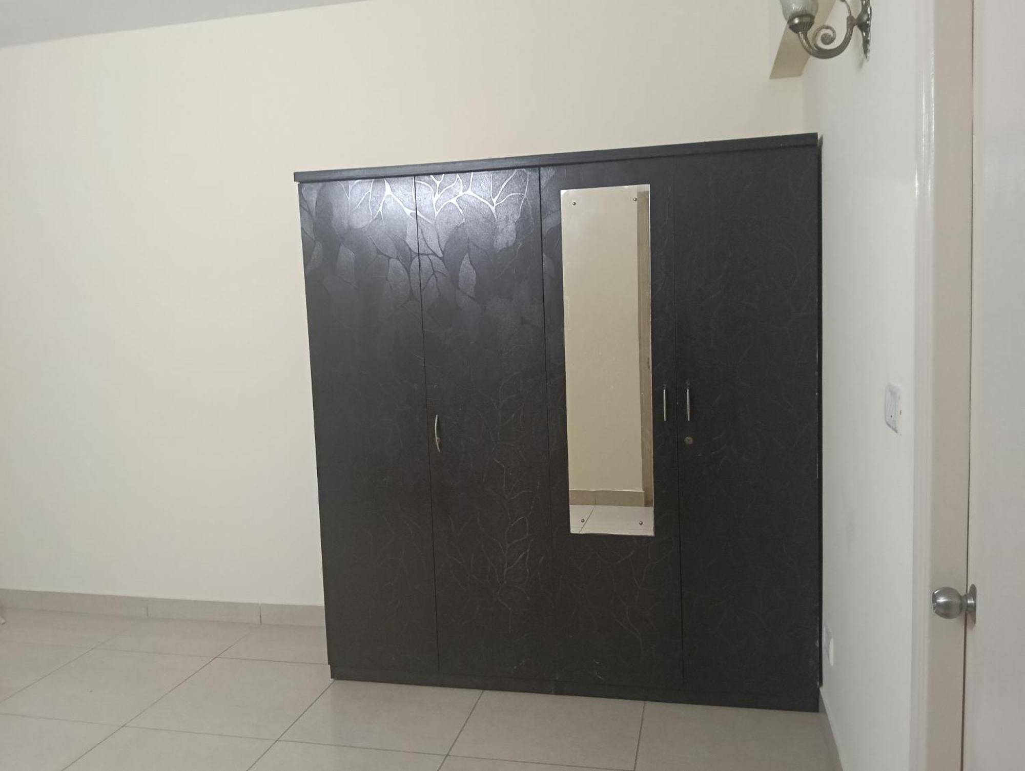 Vigneshwara Cedar Woods Apartment *