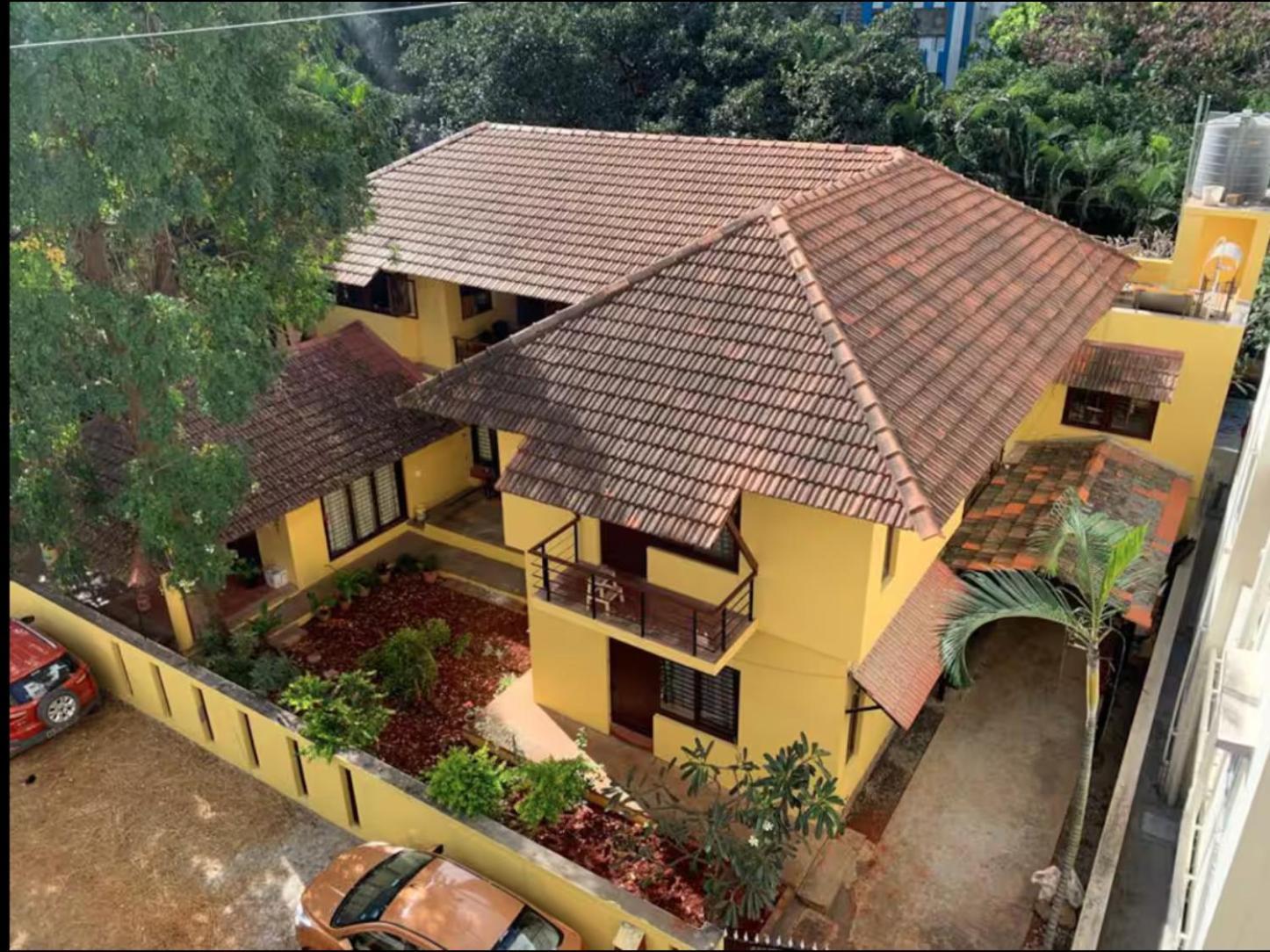 Serene Cottage-style Near Indiranagar Homestay Bangalore