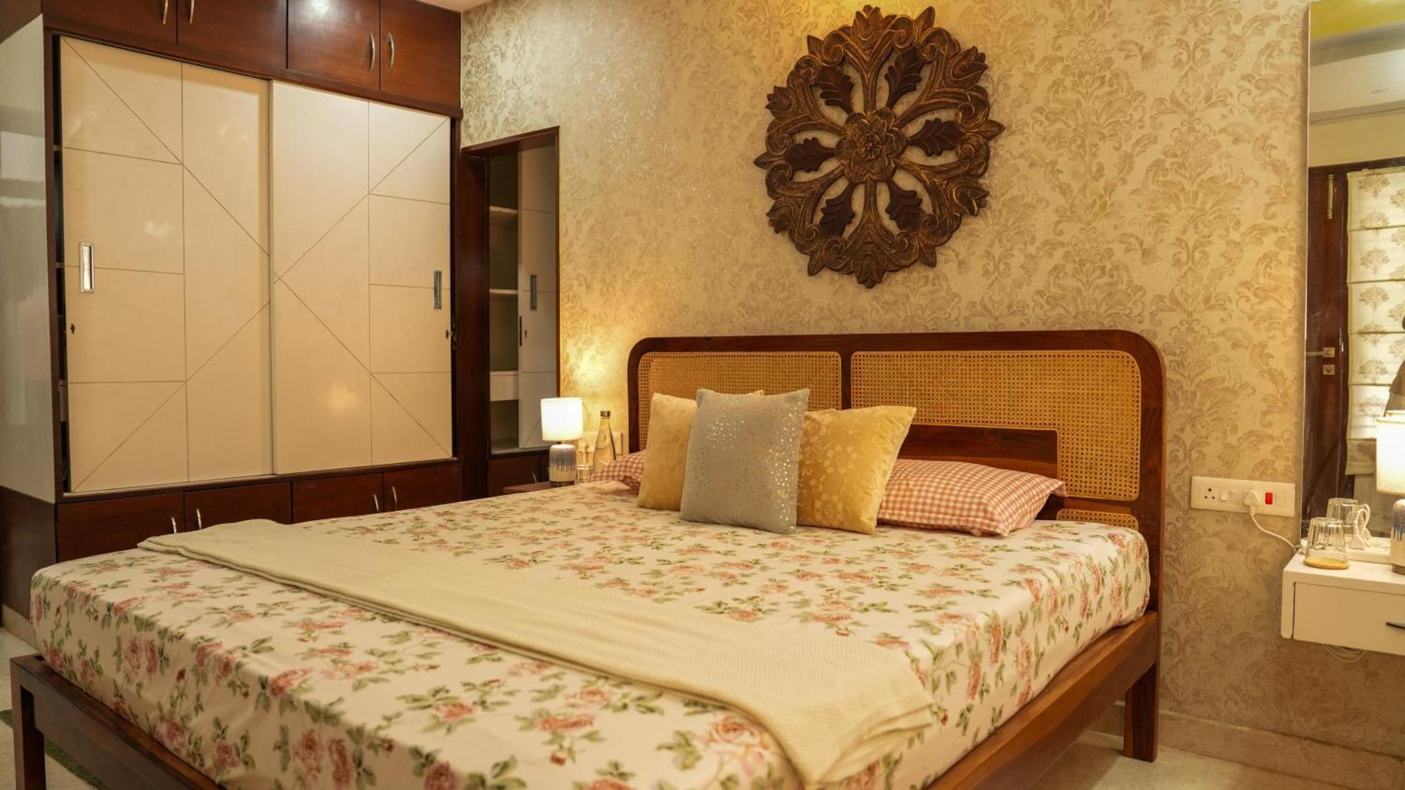 Luho 6 Off Sarjapur Road